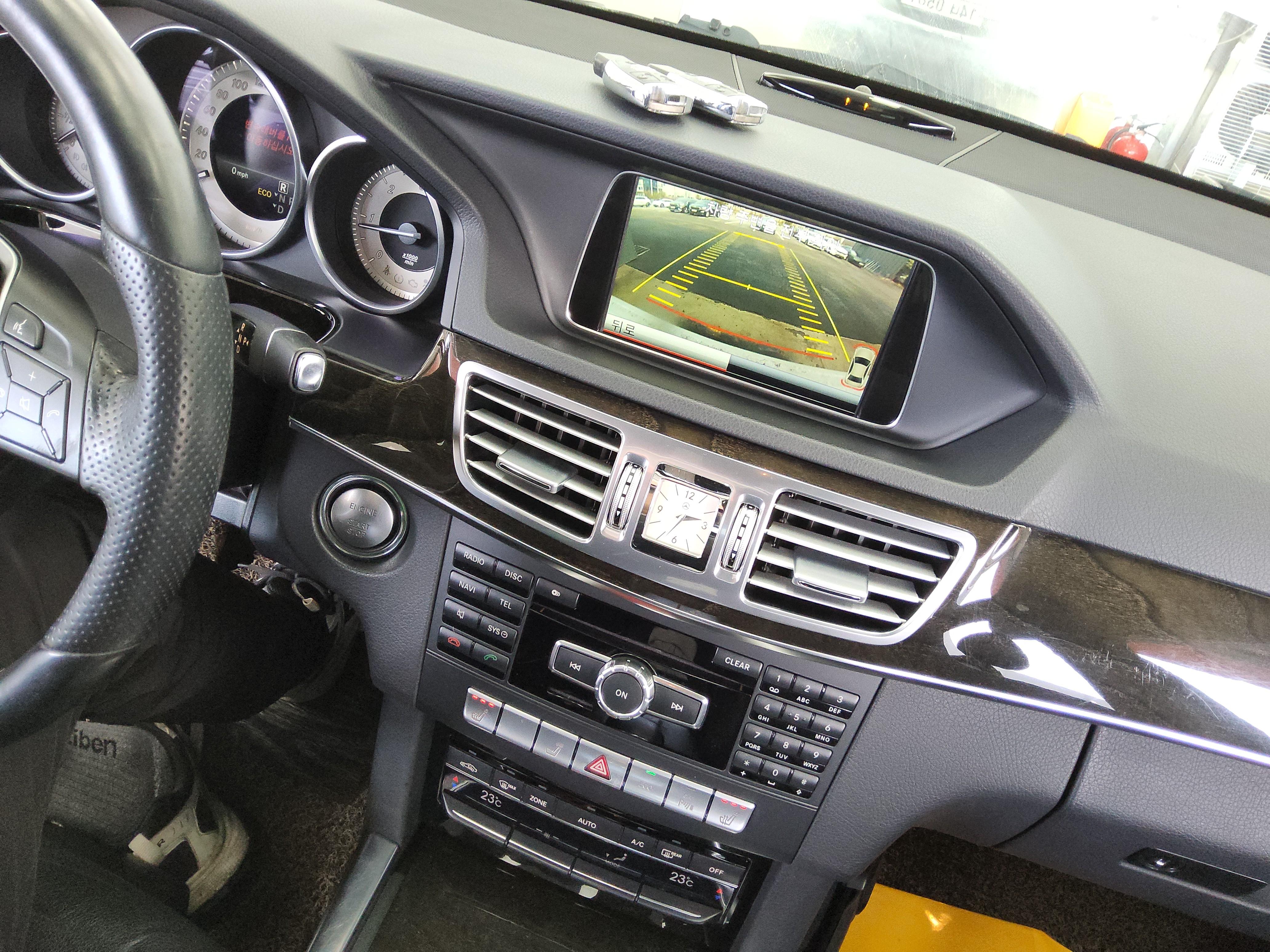 مرسيدس بنز إي كلاس 2014 - صورة 18