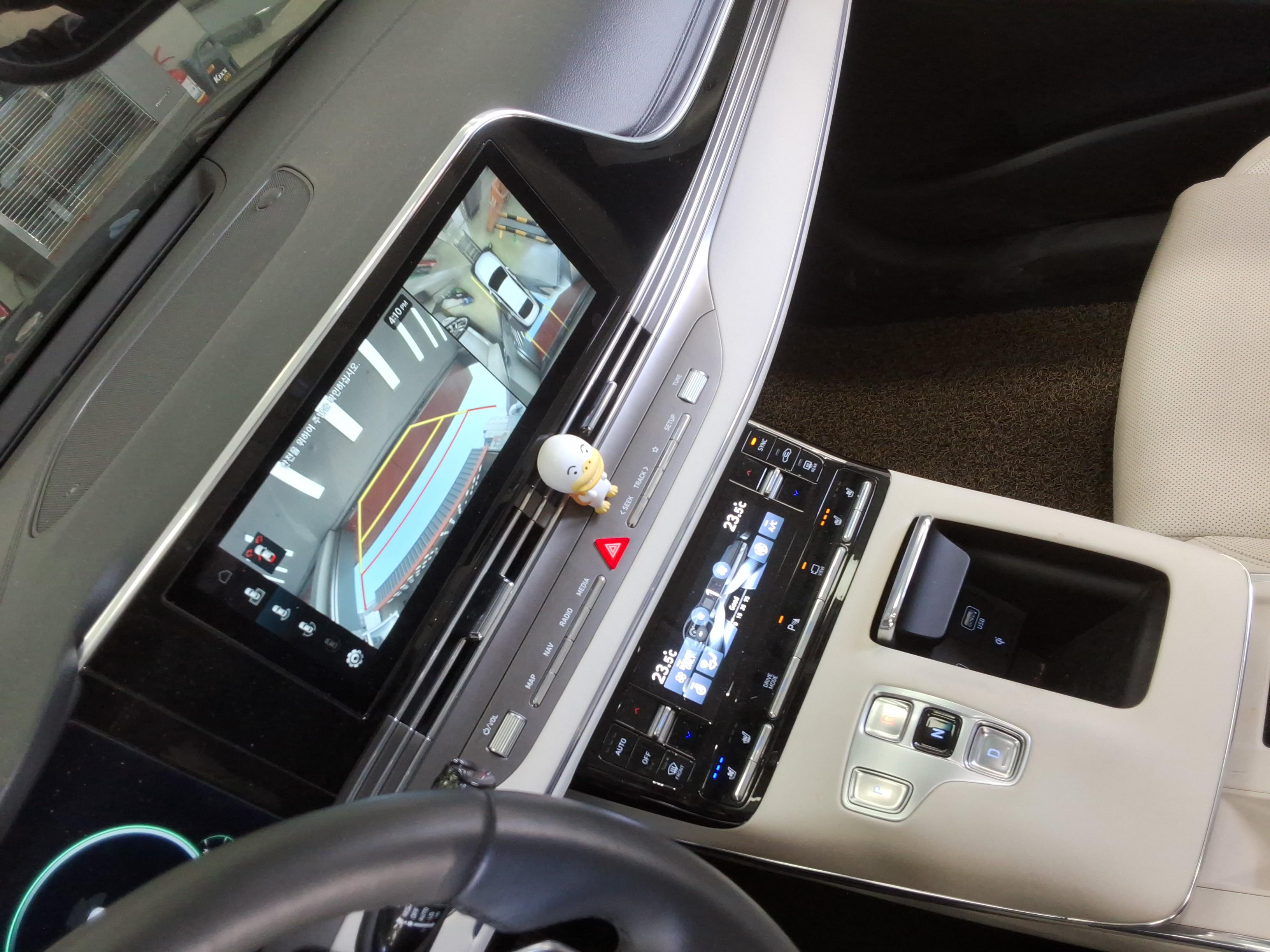 Hyundai Grandeur 2023 - Image 16