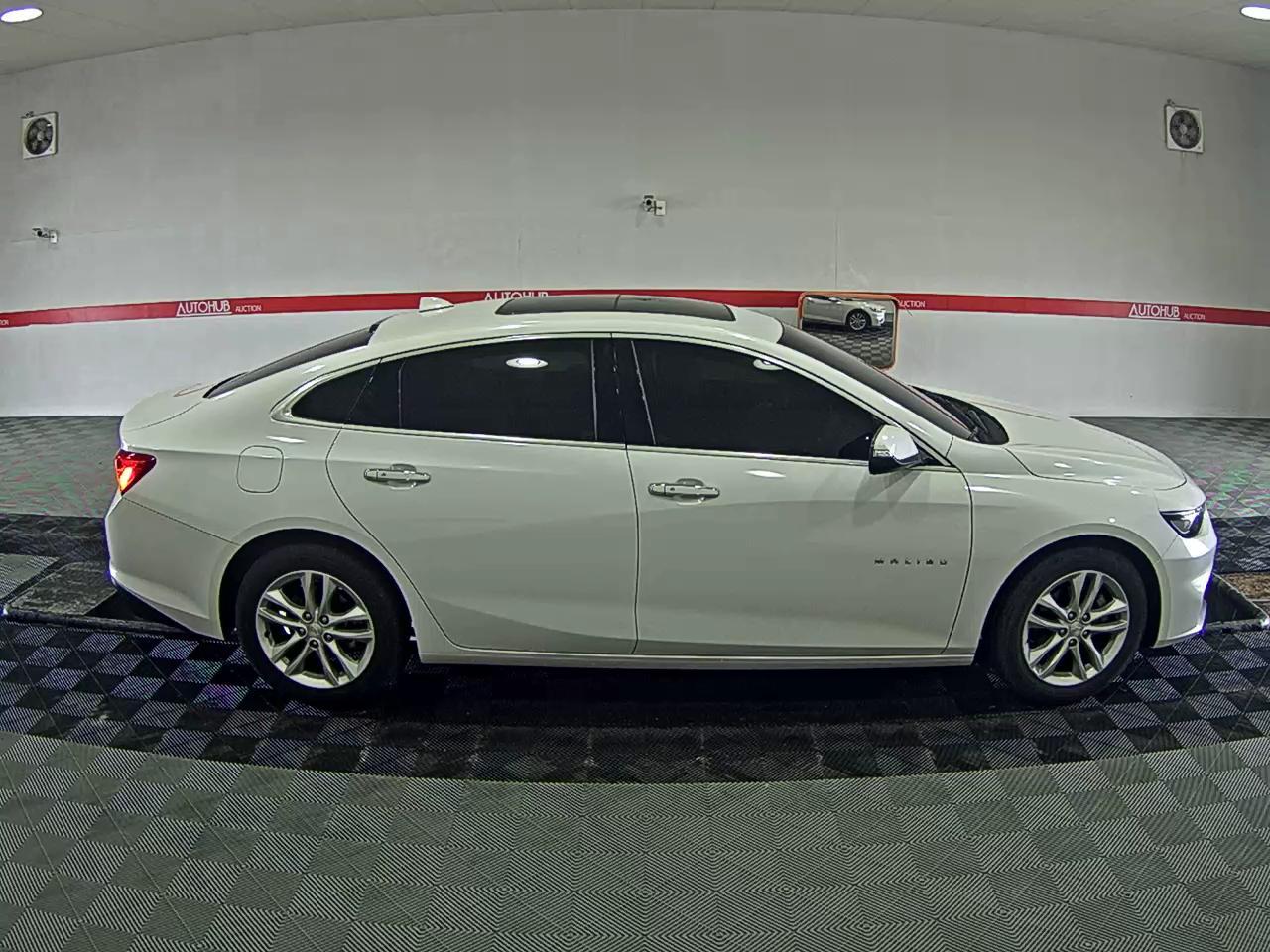 Gm Korea Malibu 2017 - Image 3