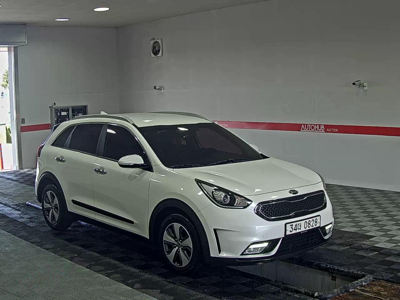 كيا نيرو 2017 - صورة 2