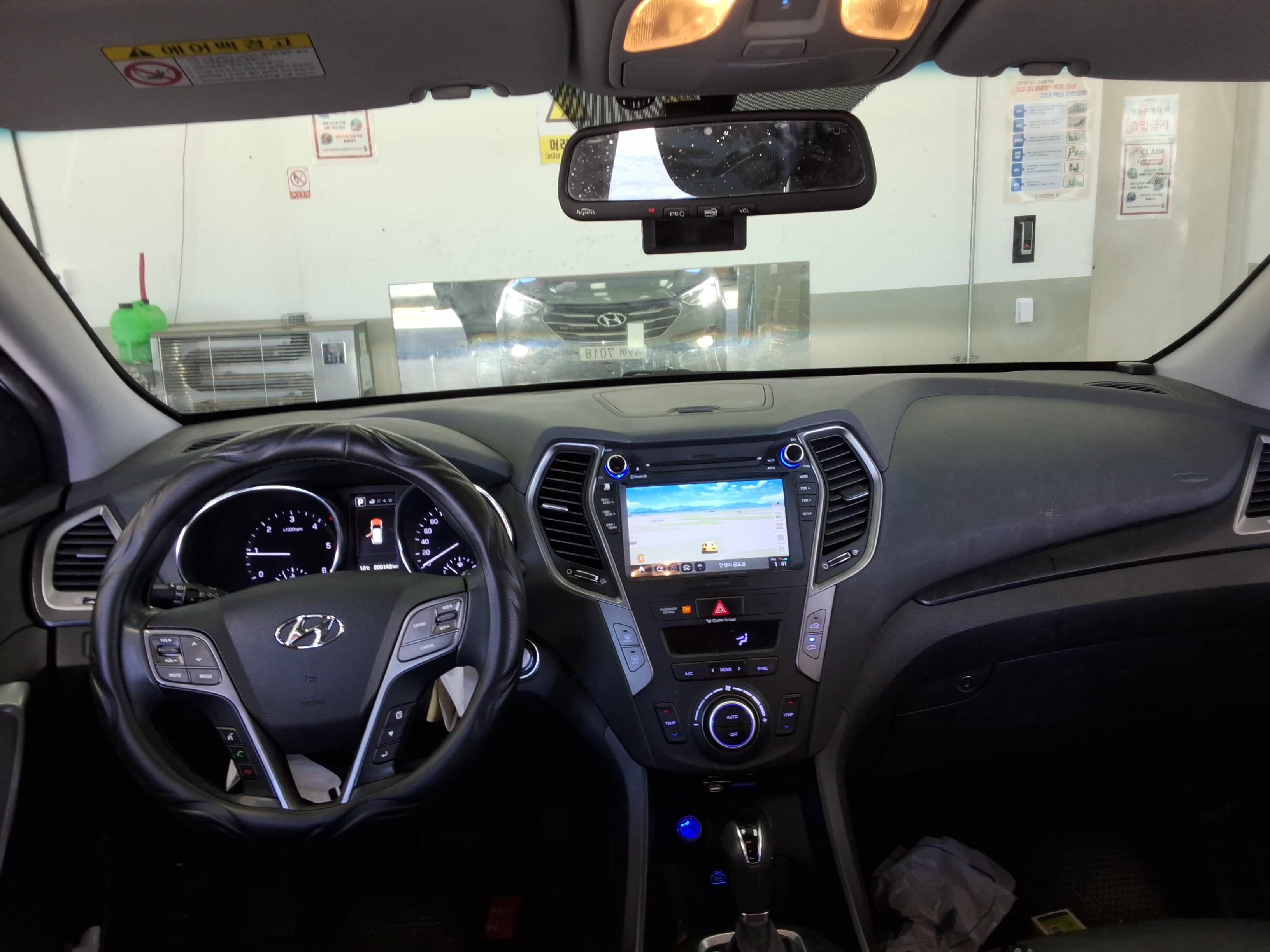 هيونداي سانتافي 2017 - صورة 11