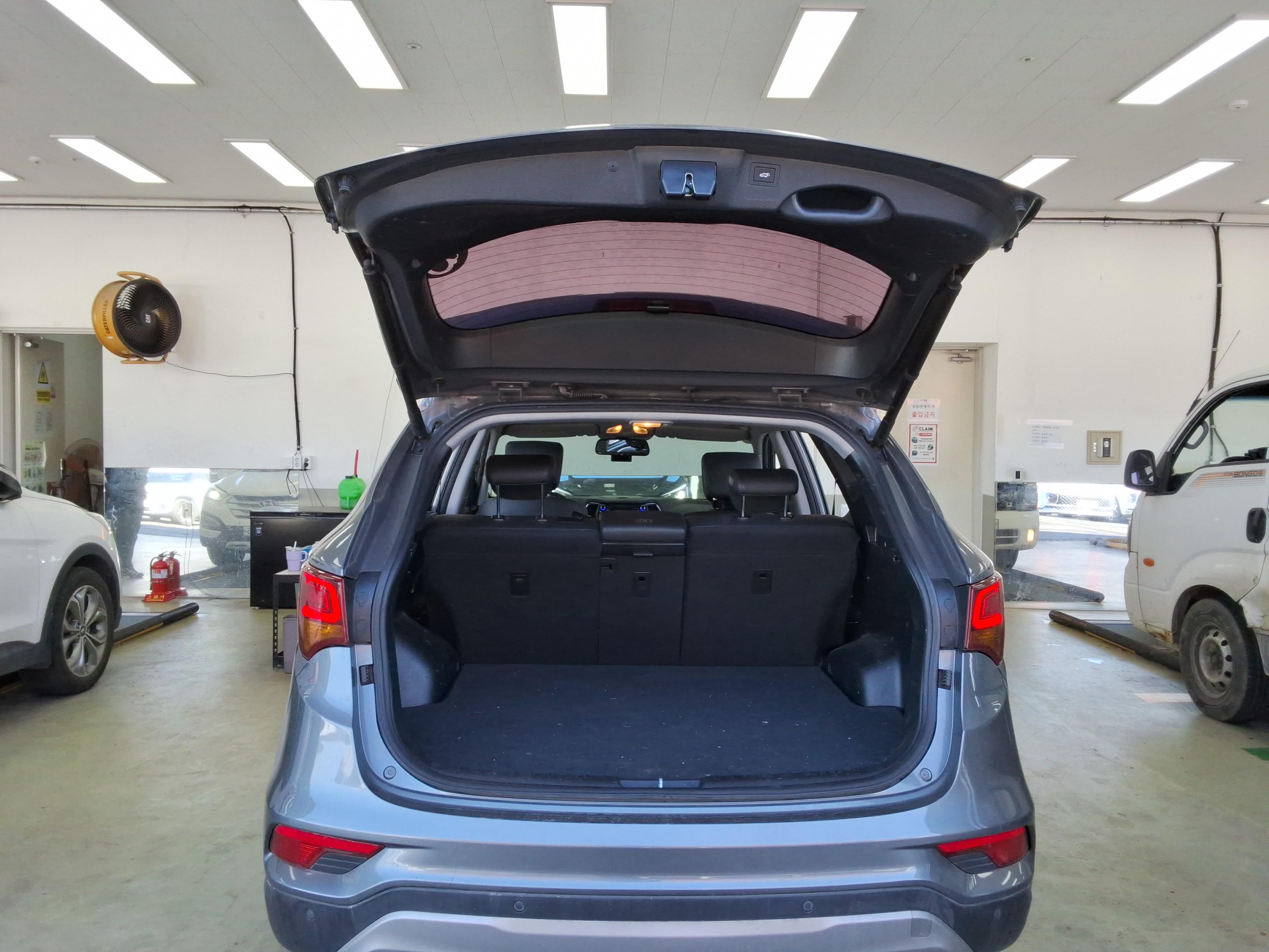 هيونداي سانتافي 2017 - صورة 15