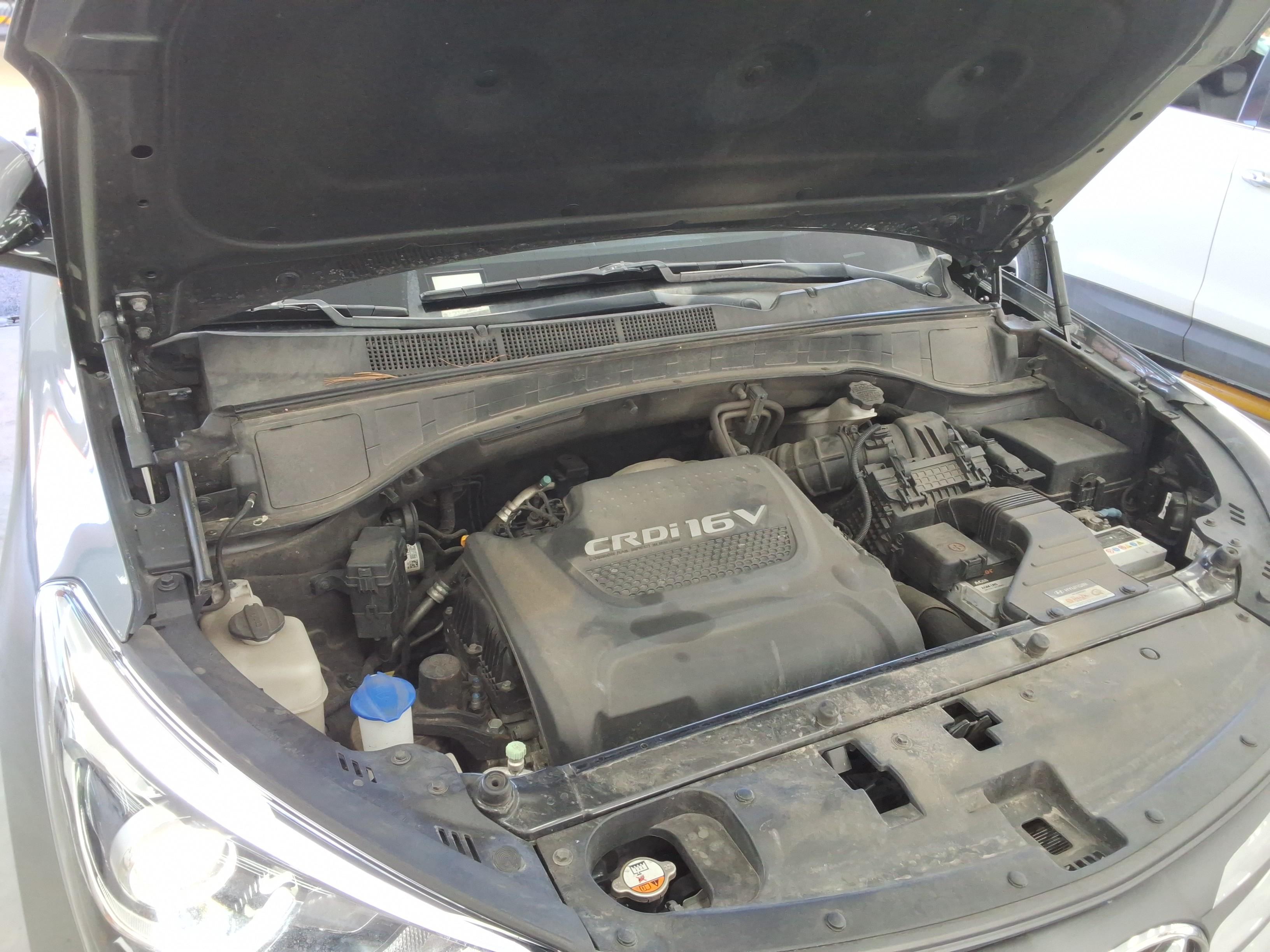 هيونداي سانتافي 2017 - صورة 16