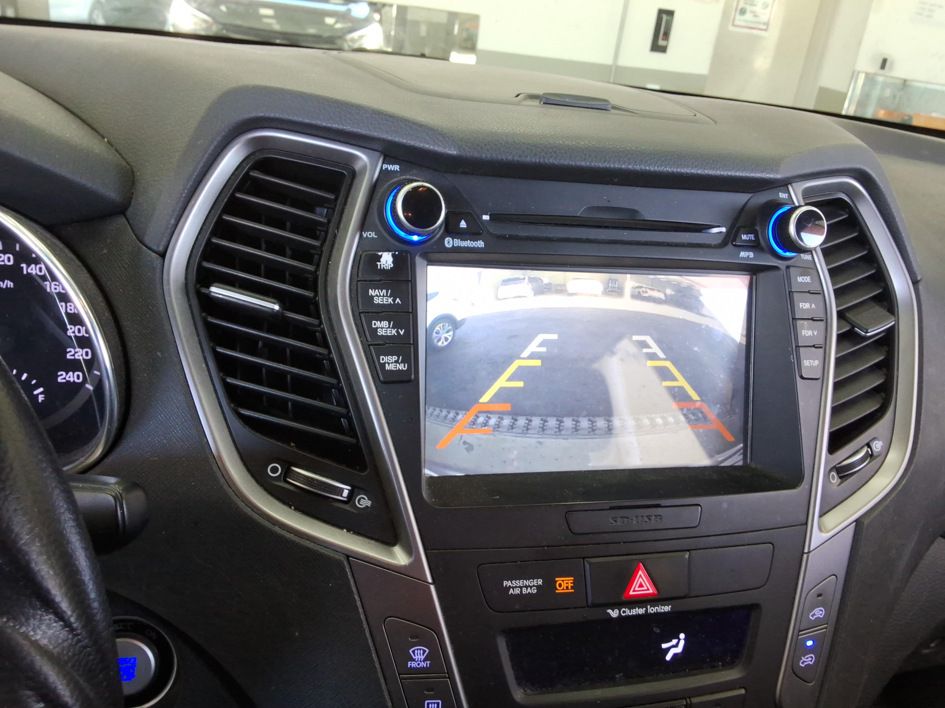 هيونداي سانتافي 2017 - صورة 19