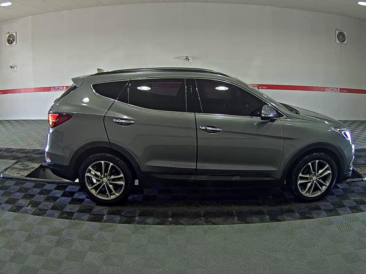 هيونداي سانتافي 2017 - صورة 3