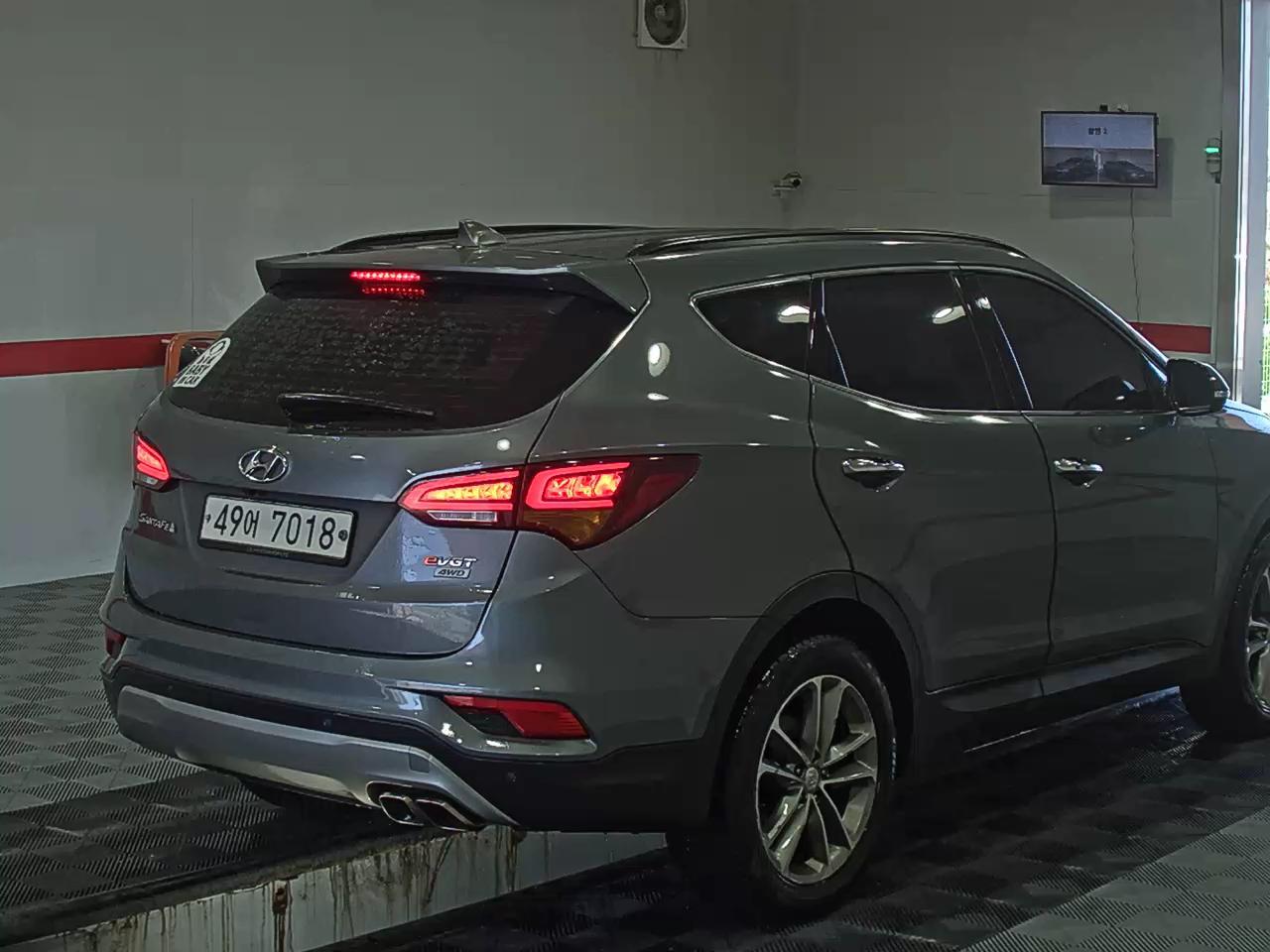 هيونداي سانتافي 2017 - صورة 4