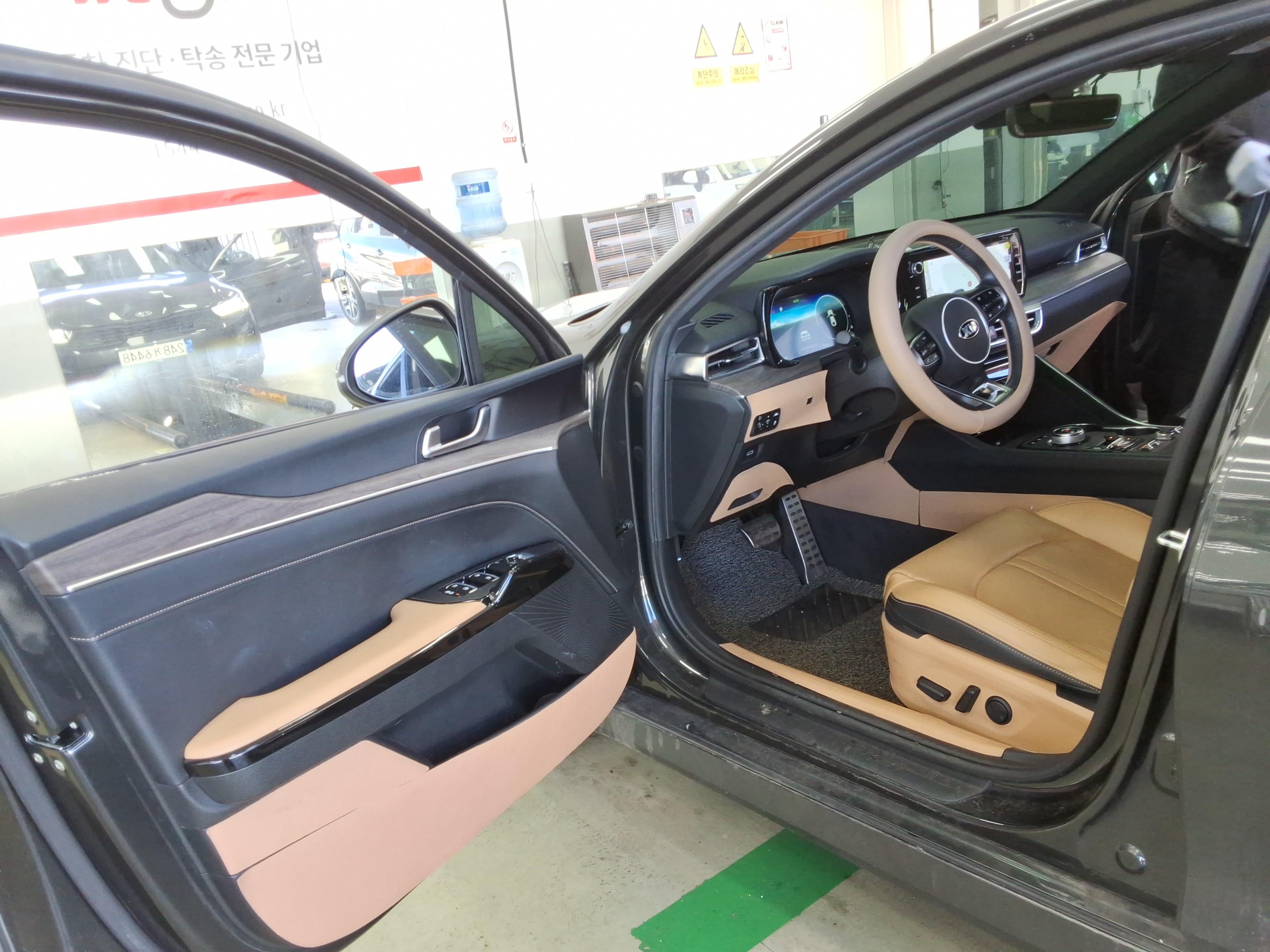 Kia K5 2021 - Image 10