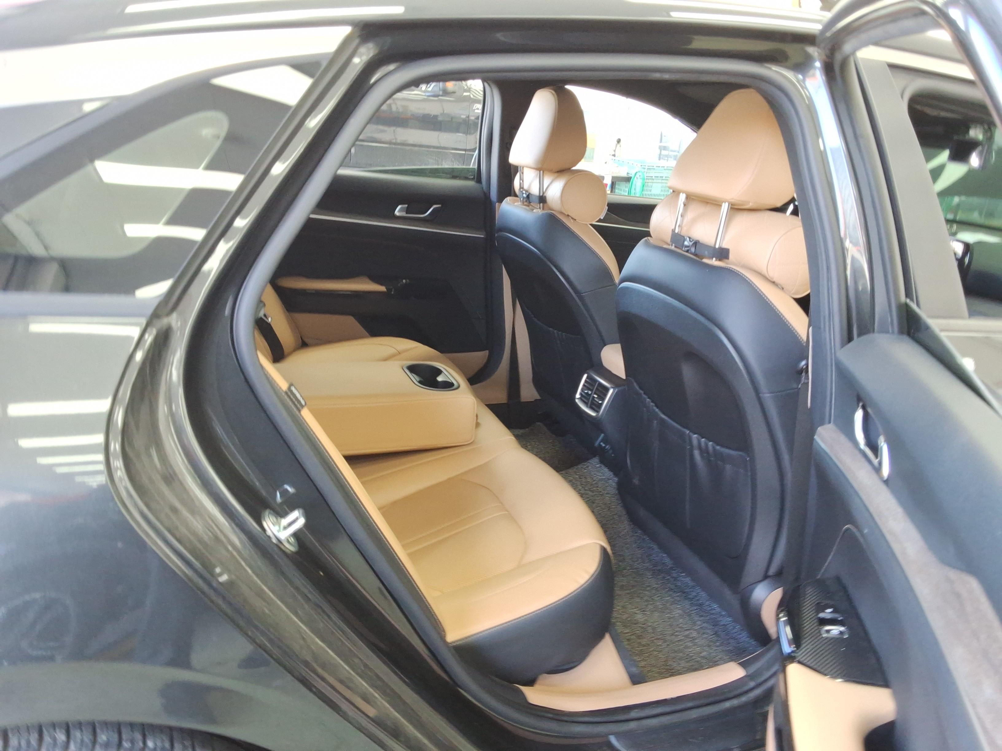 Kia K5 2021 - Image 13