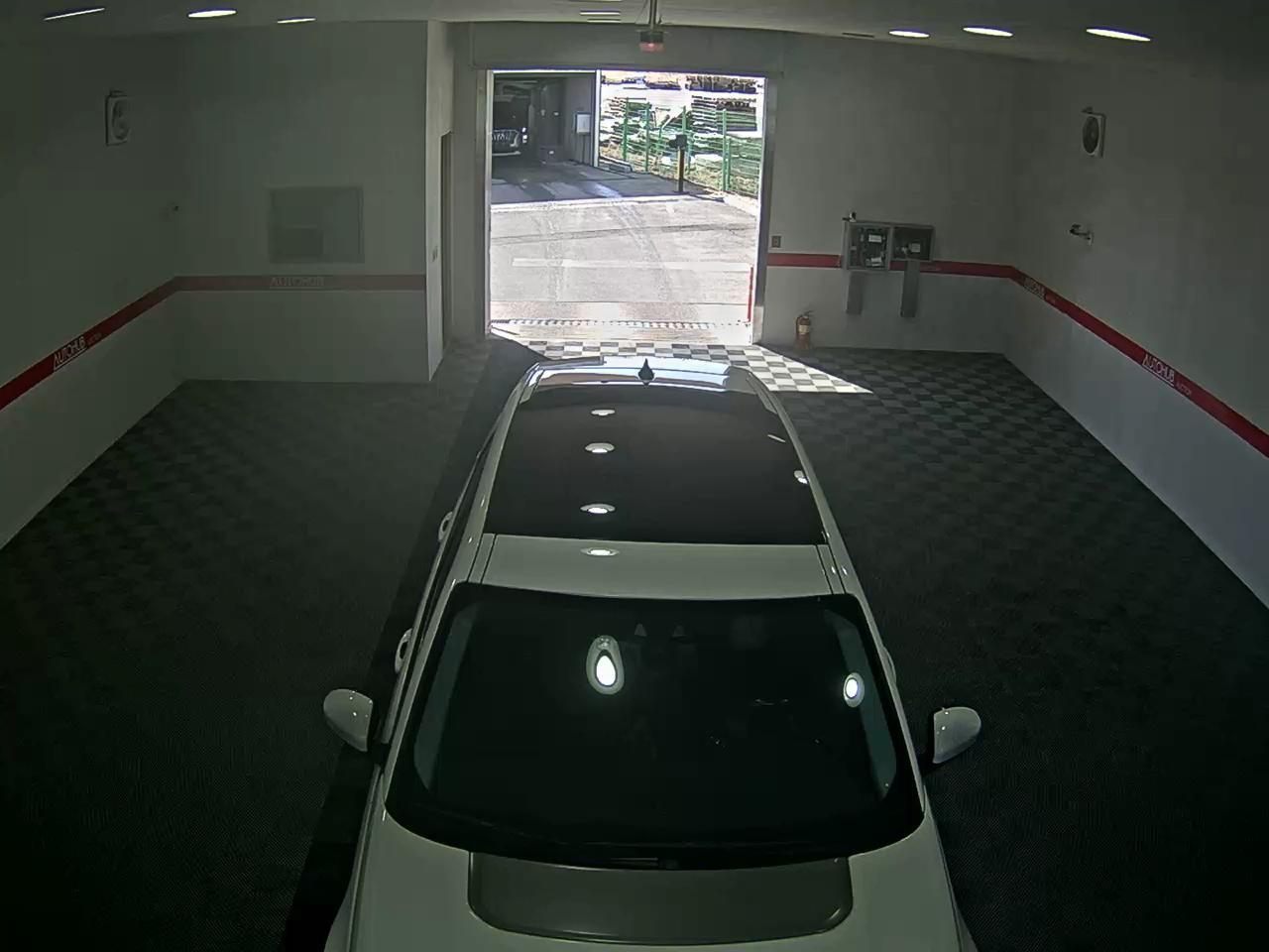 Land Rover Discovery 2019 - Image 6