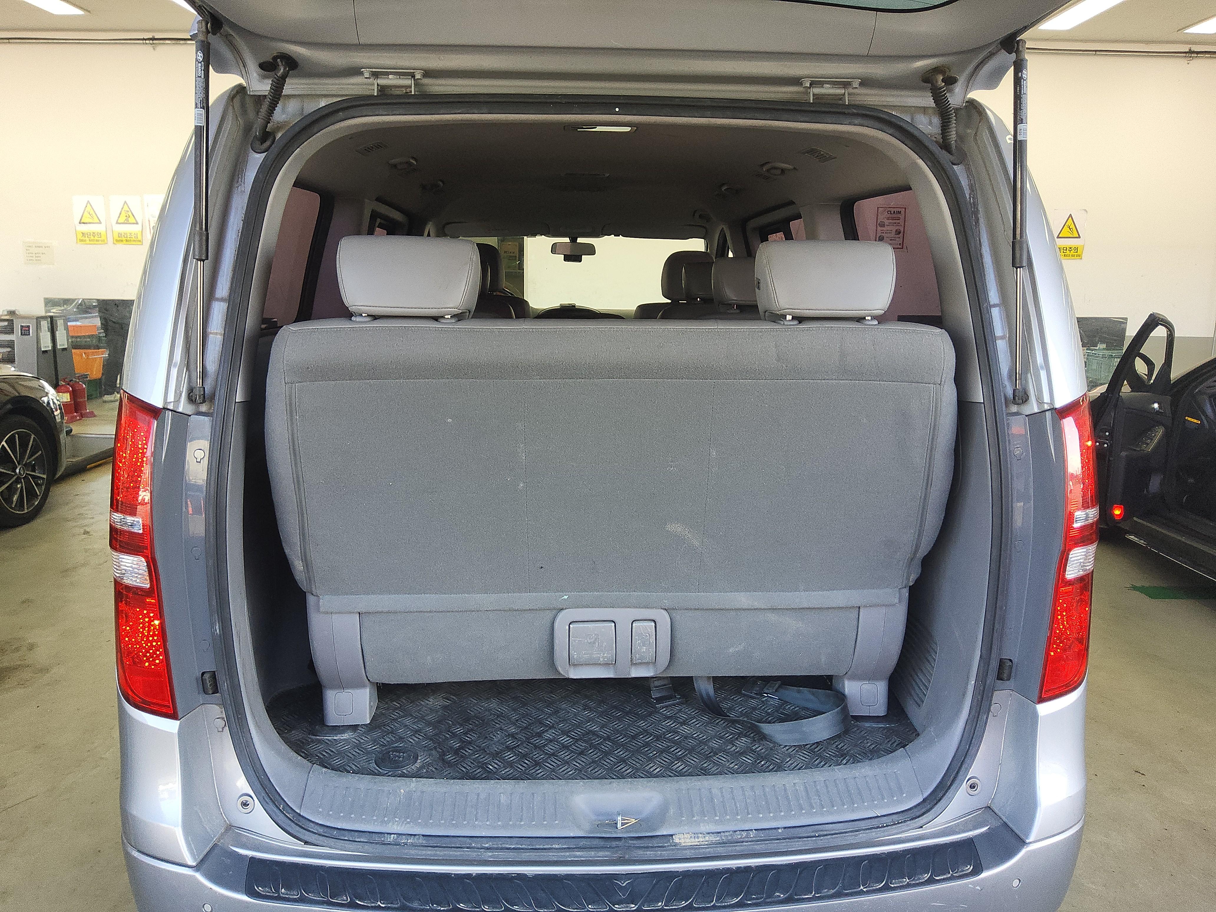 هيونداي جراند ستاريكس 2019 - صورة 14