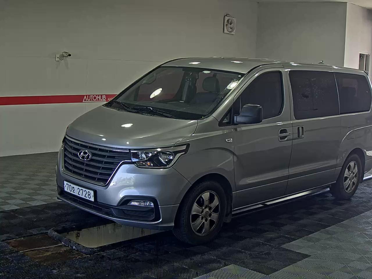 هيونداي جراند ستاريكس