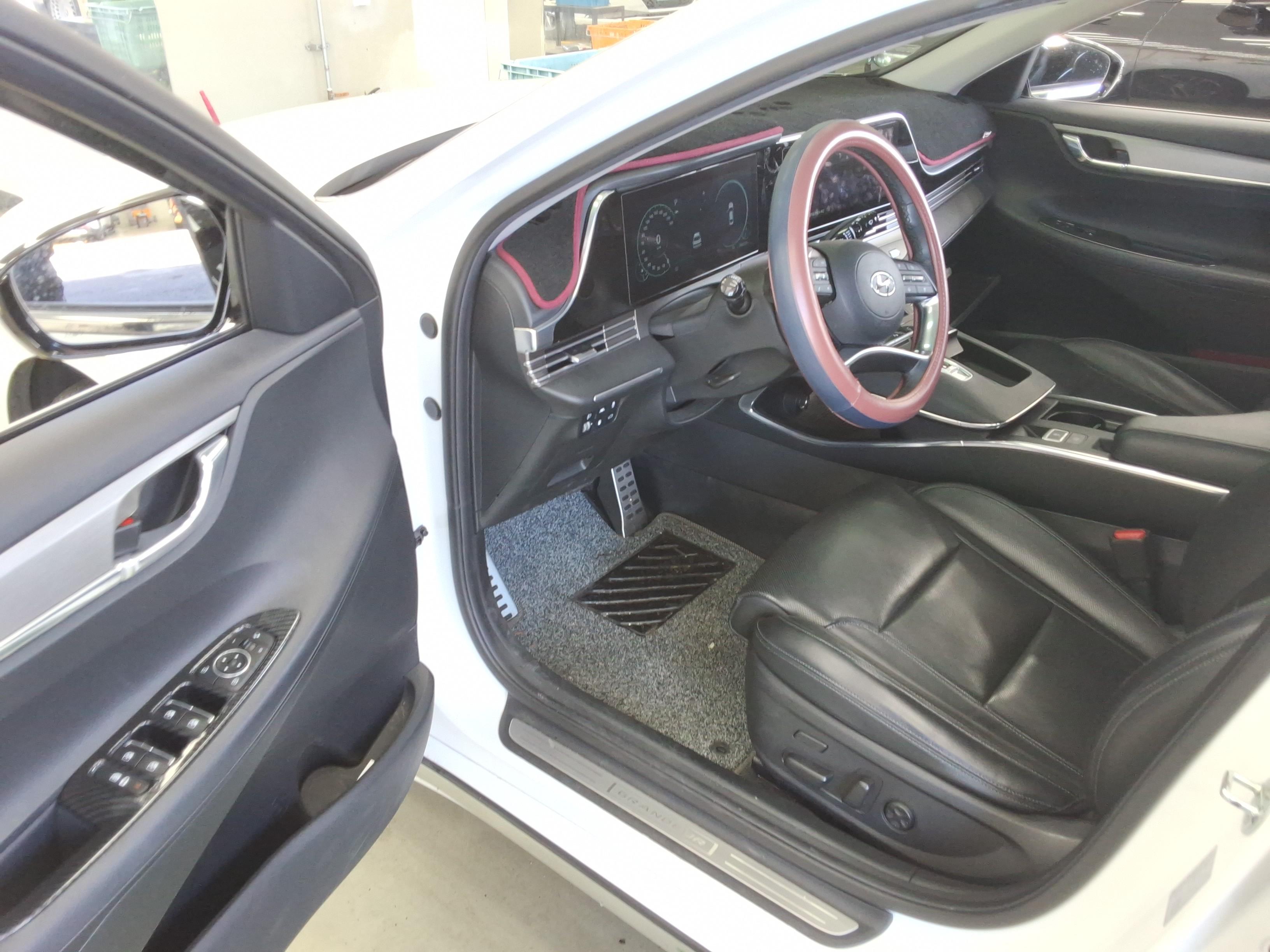 هيونداي جرانجر 2022 - صورة 10