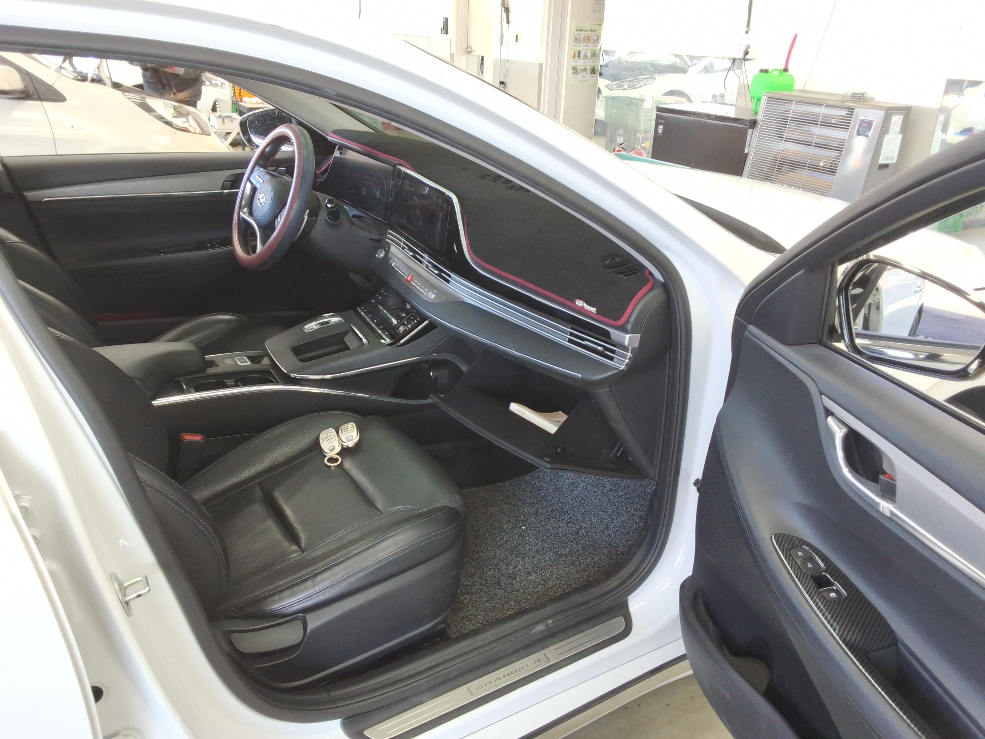 هيونداي جرانجر 2022 - صورة 14