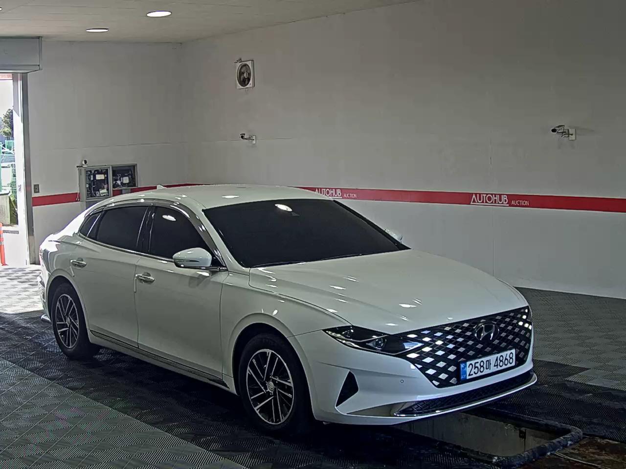 هيونداي جرانجر 2022 - صورة 2