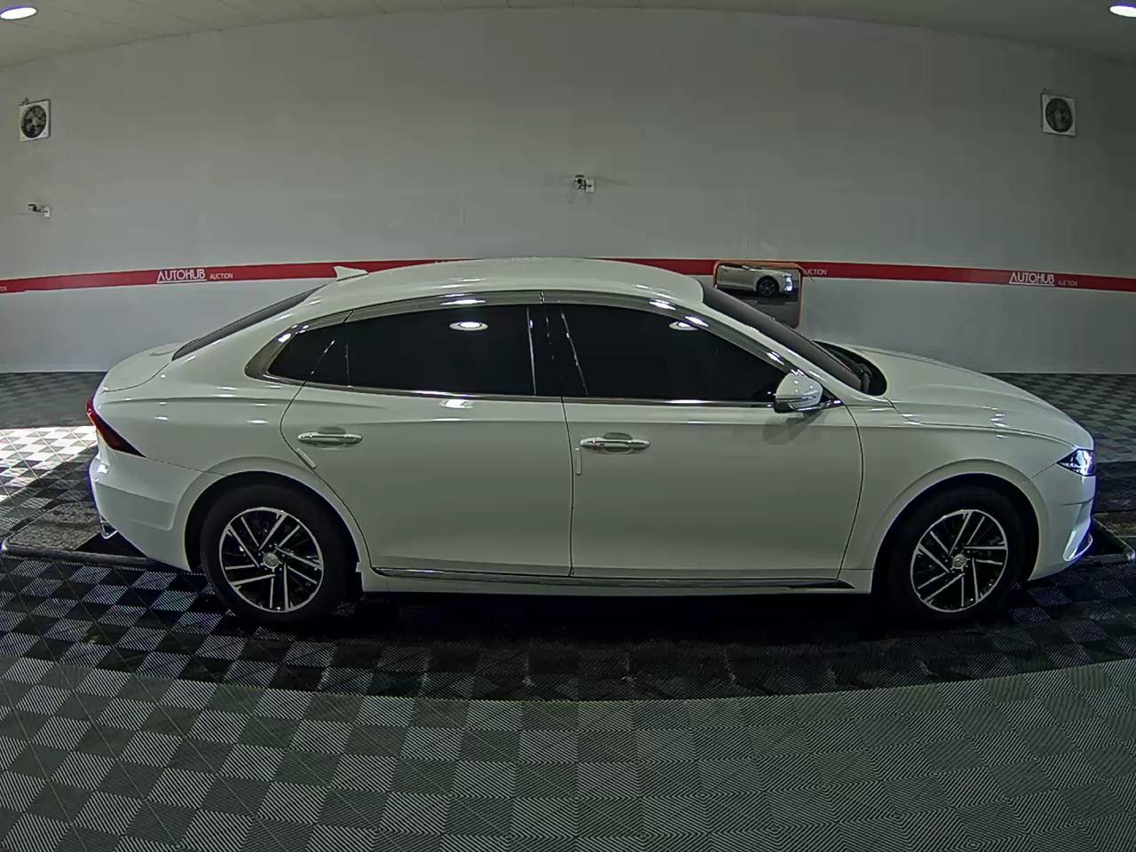 هيونداي جرانجر 2022 - صورة 3