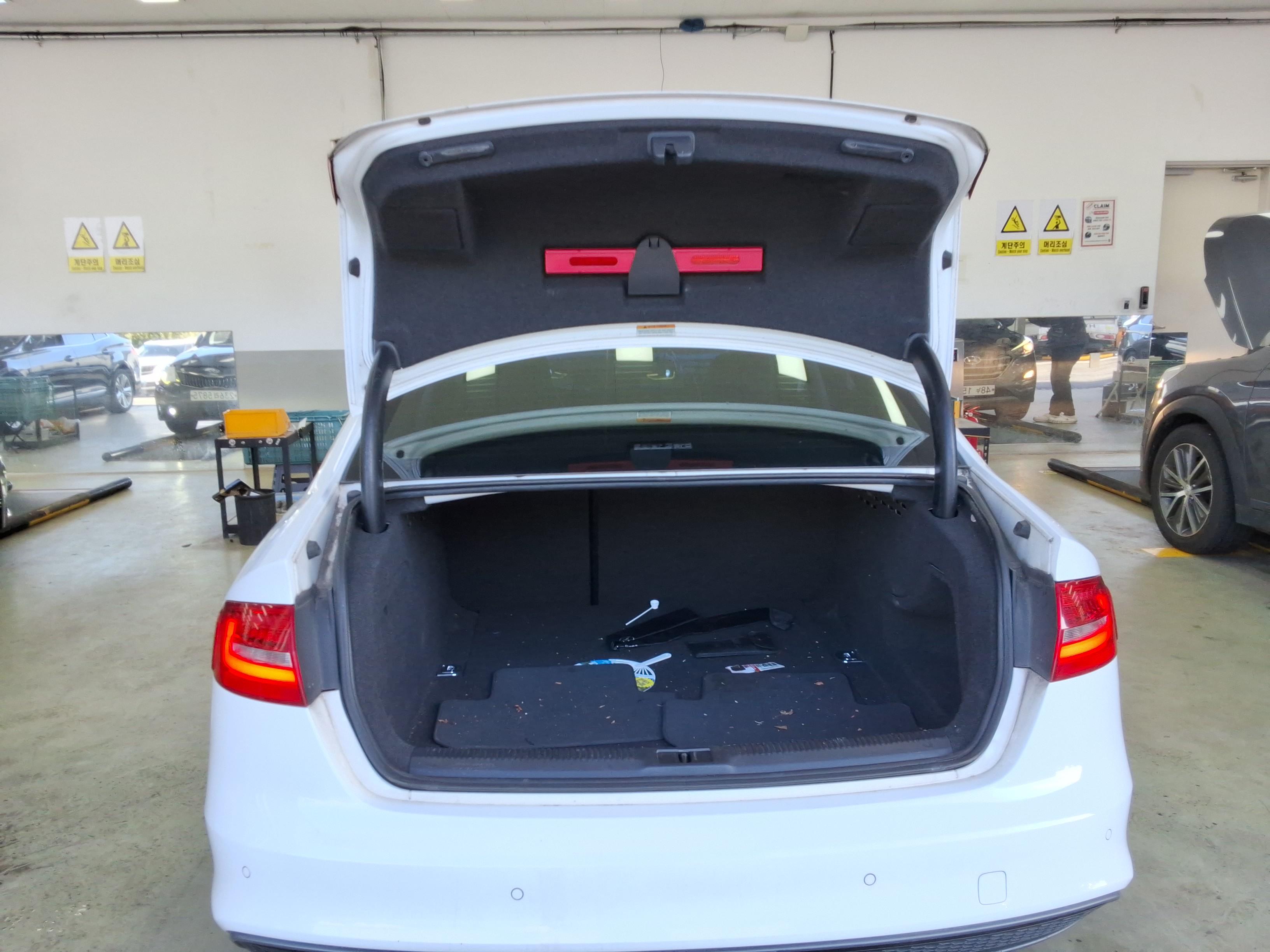 أودي A4 2015 - صورة 15