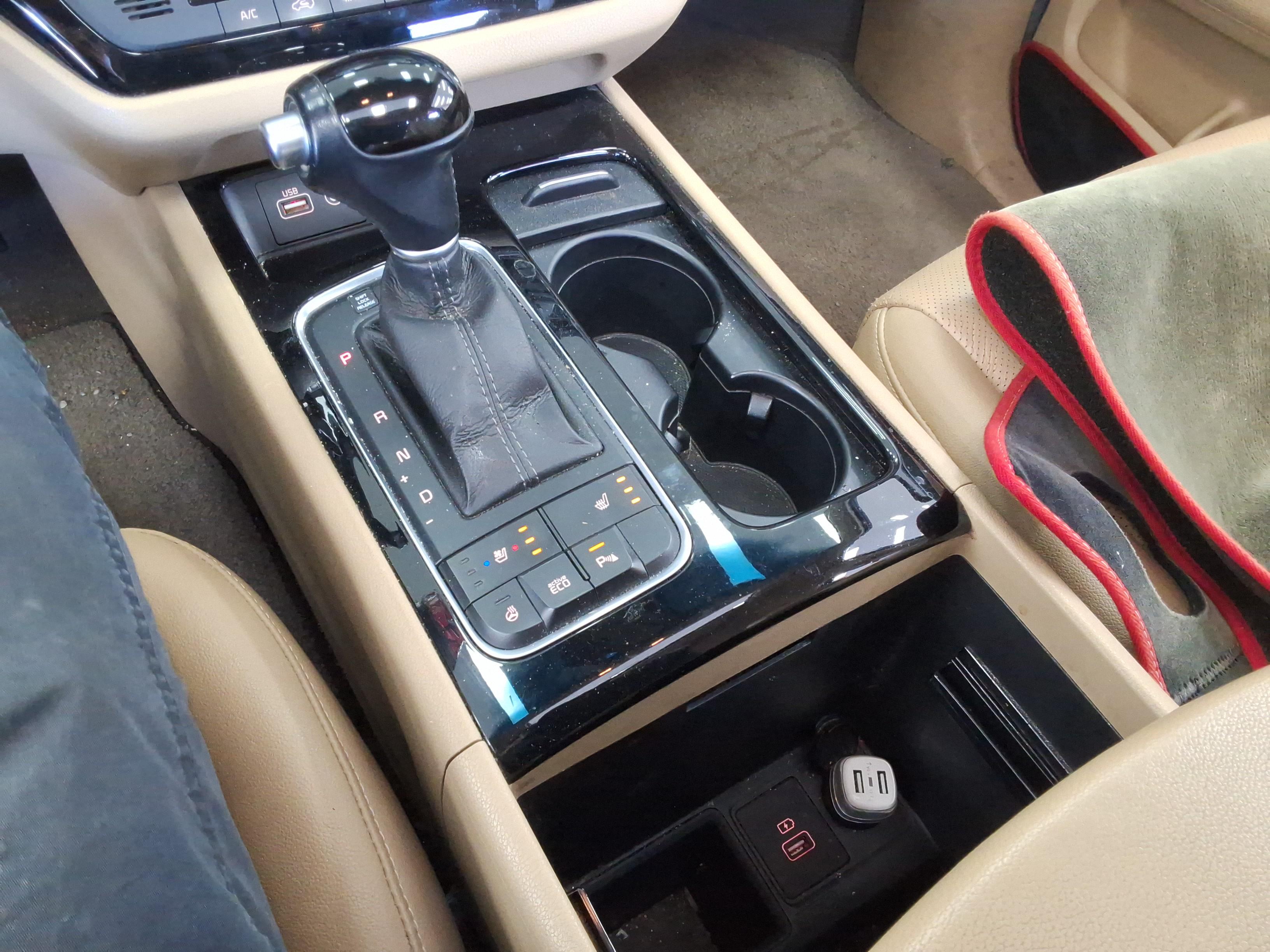 Kia New Carnival 2015 - Image 19