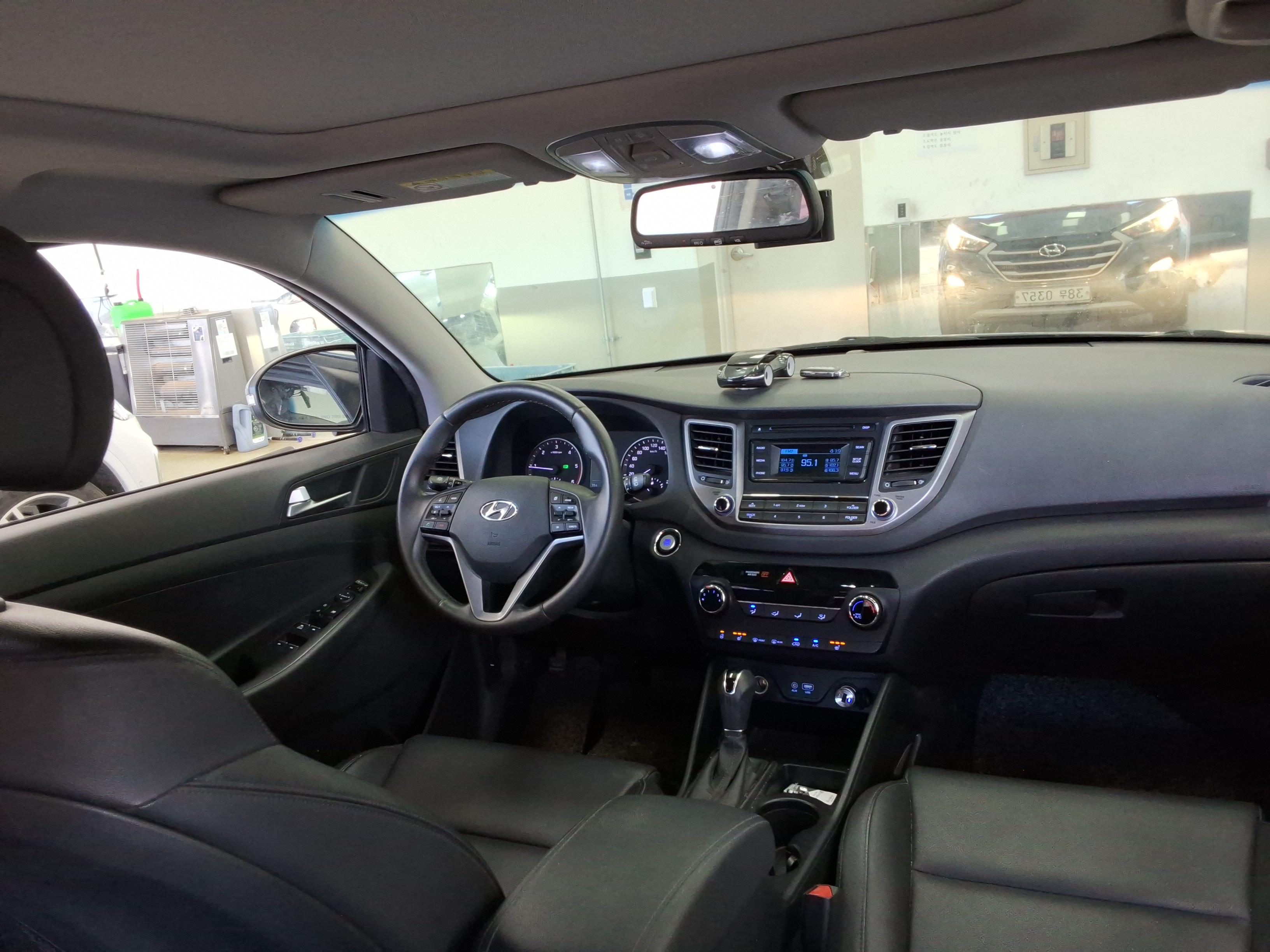 هيونداي توسان 2017 - صورة 13