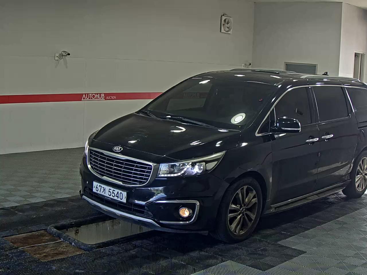 كيا نيو كارنيفال