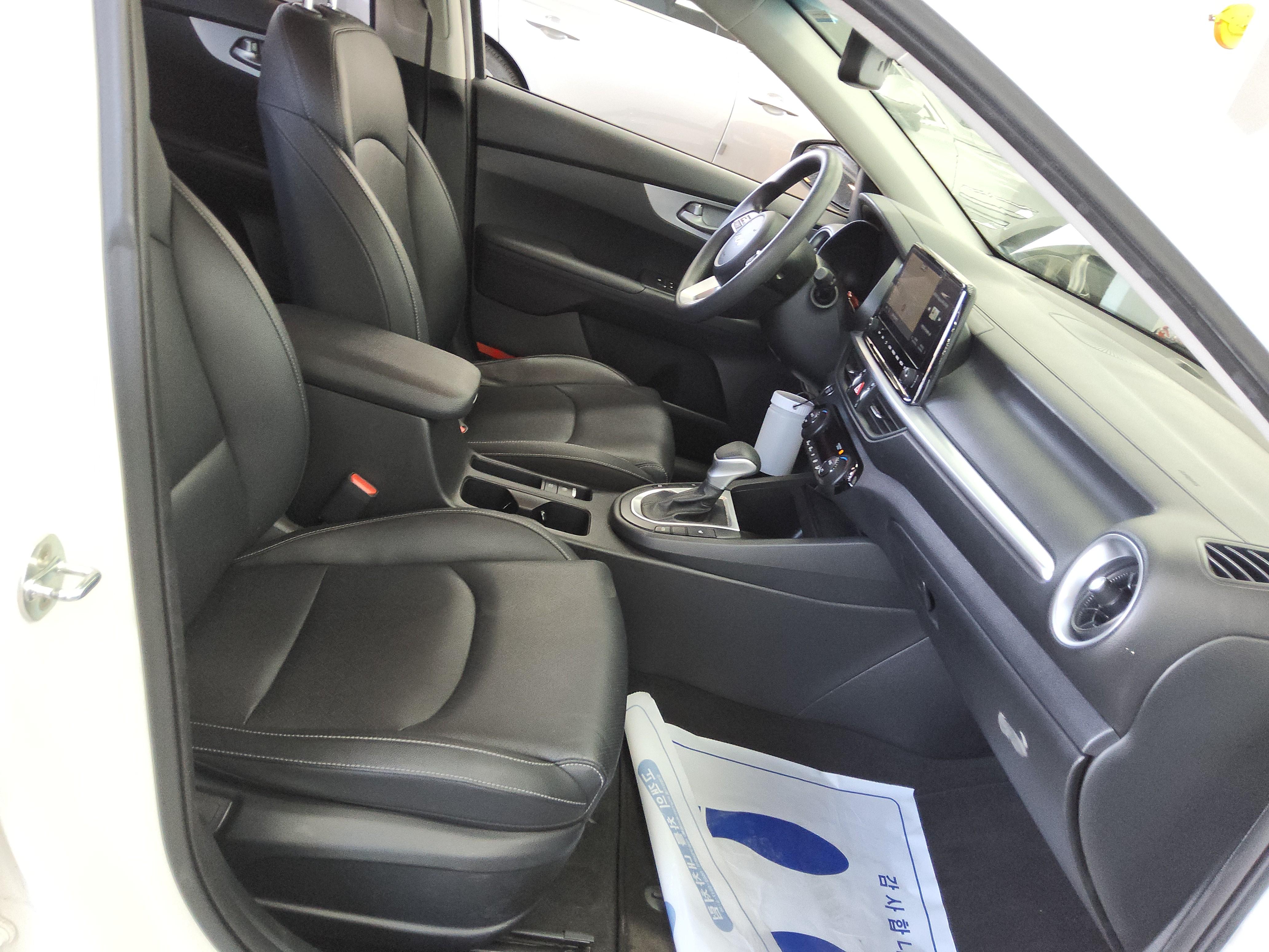 كيا - K3 - Image 14