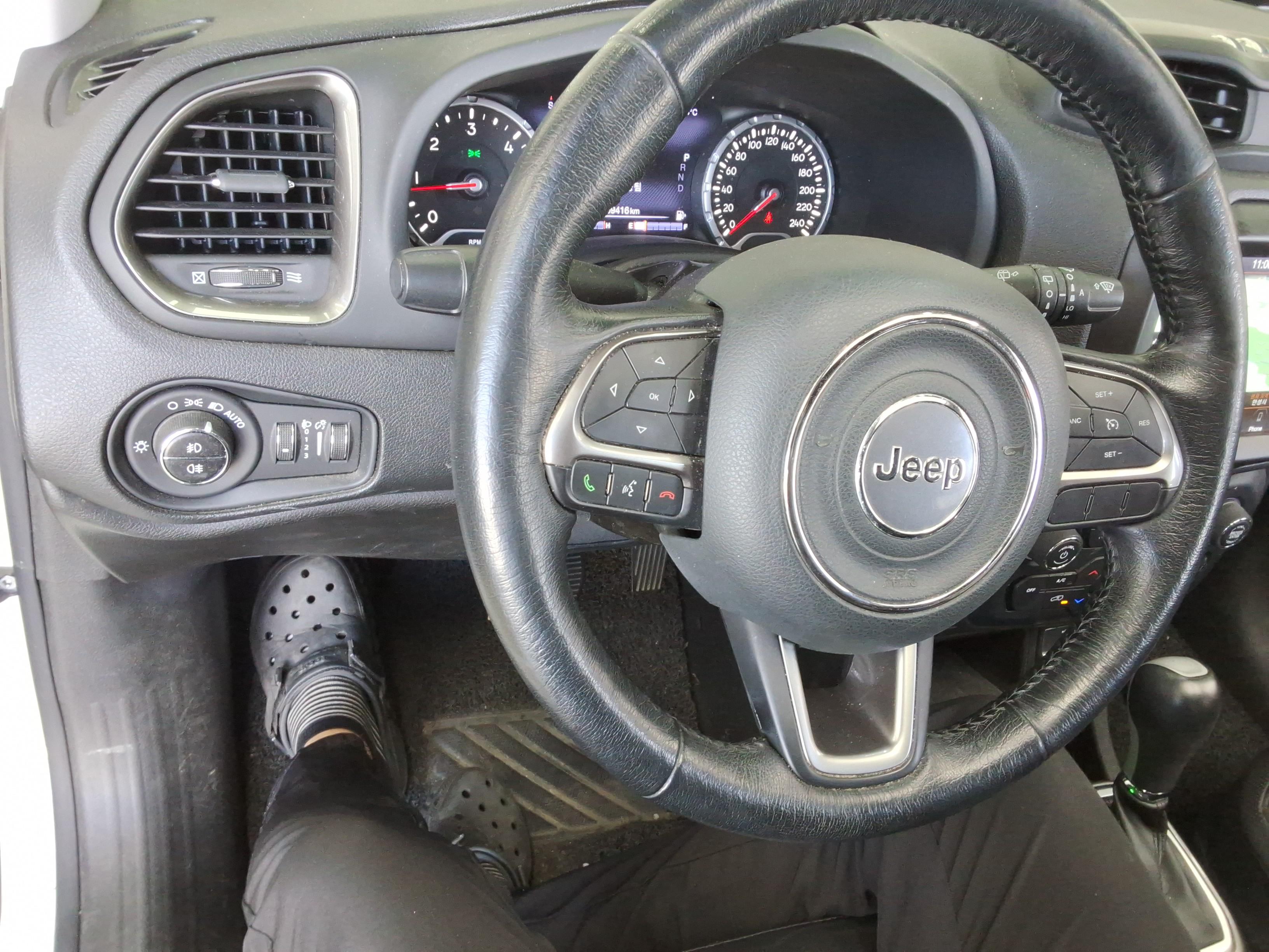 جيب رينيجيد 2020 - صورة 17