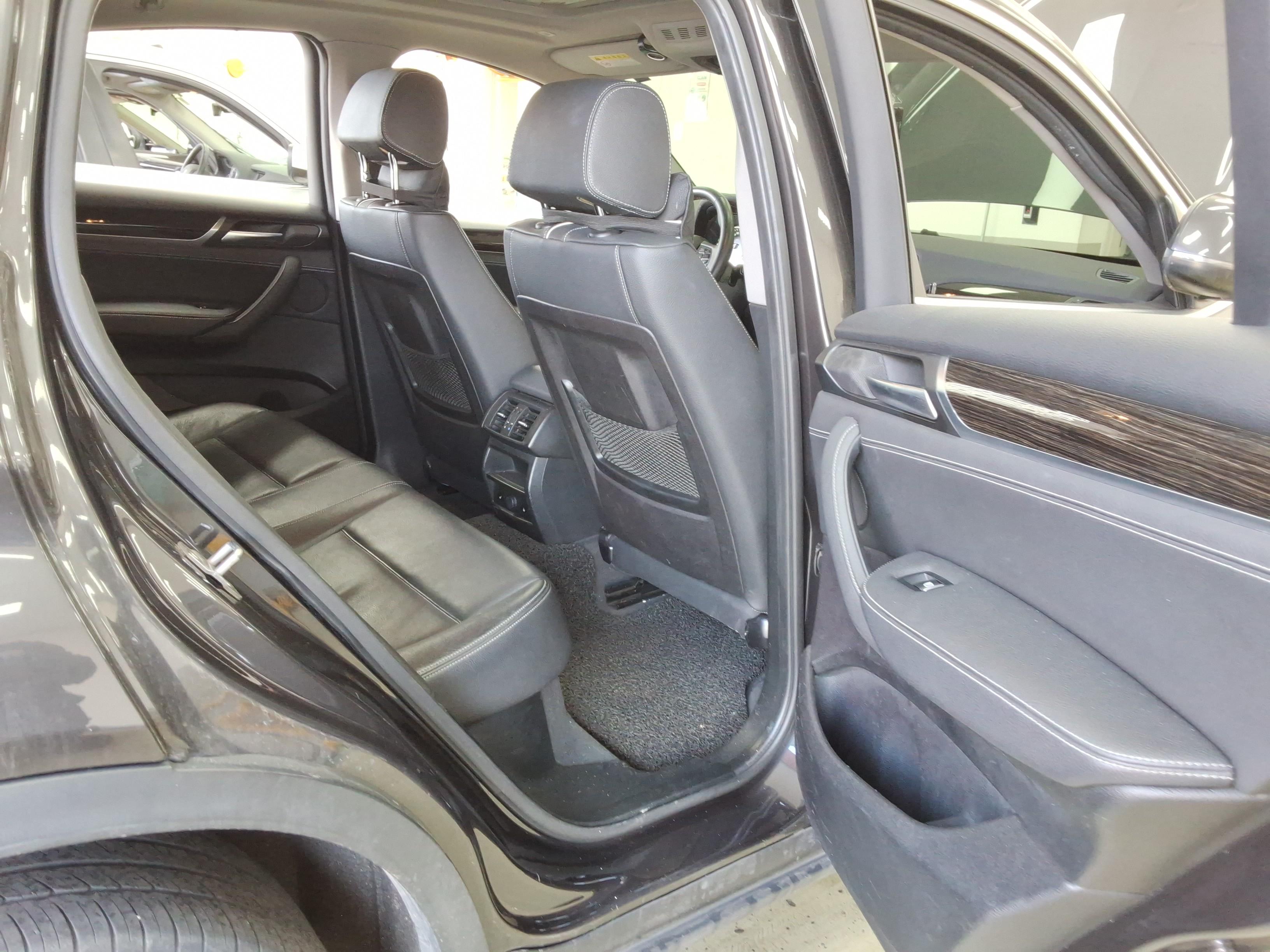 بي إم دبليو X4 2016 - صورة 11