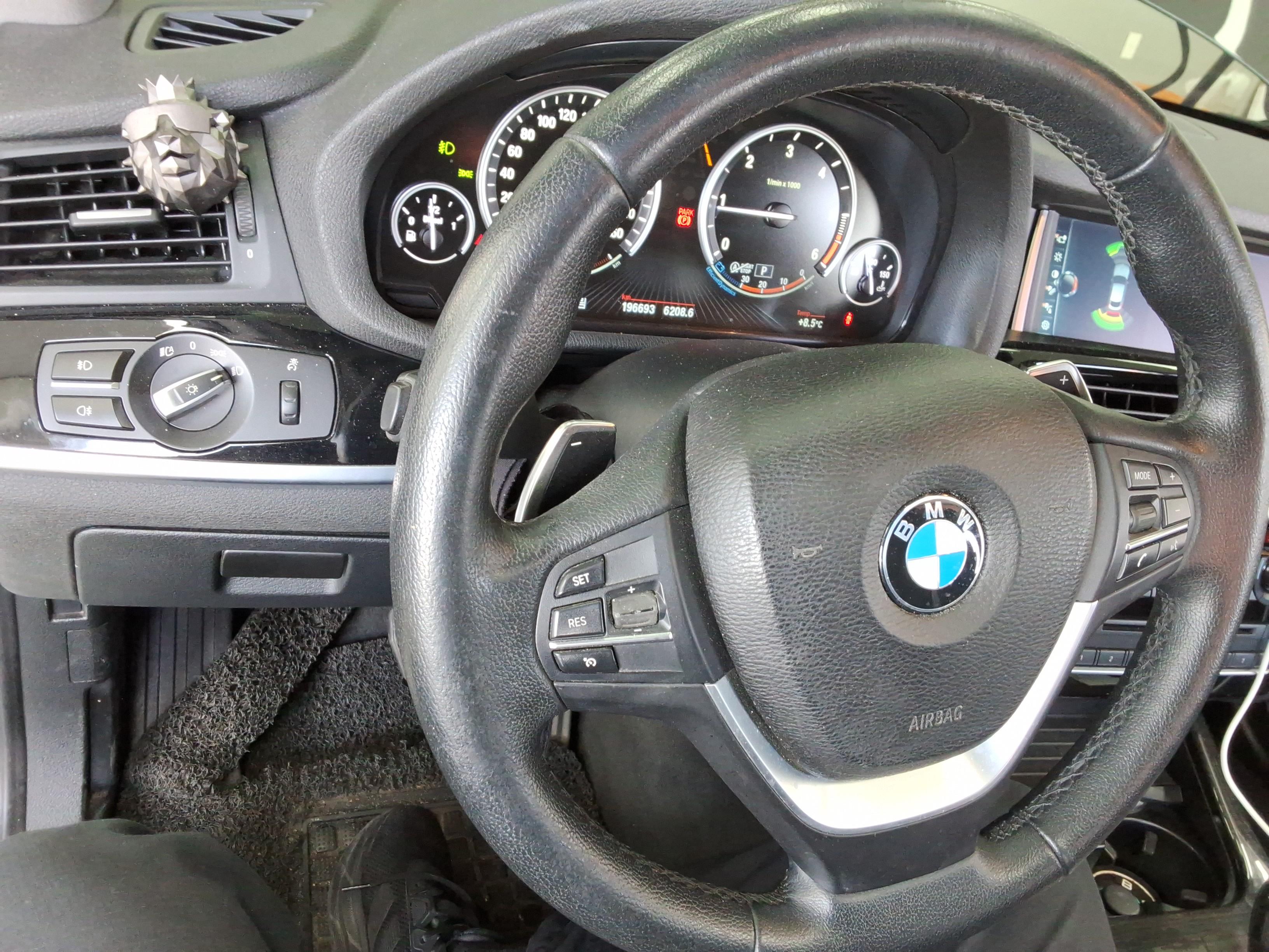 بي إم دبليو X4 2016 - صورة 15