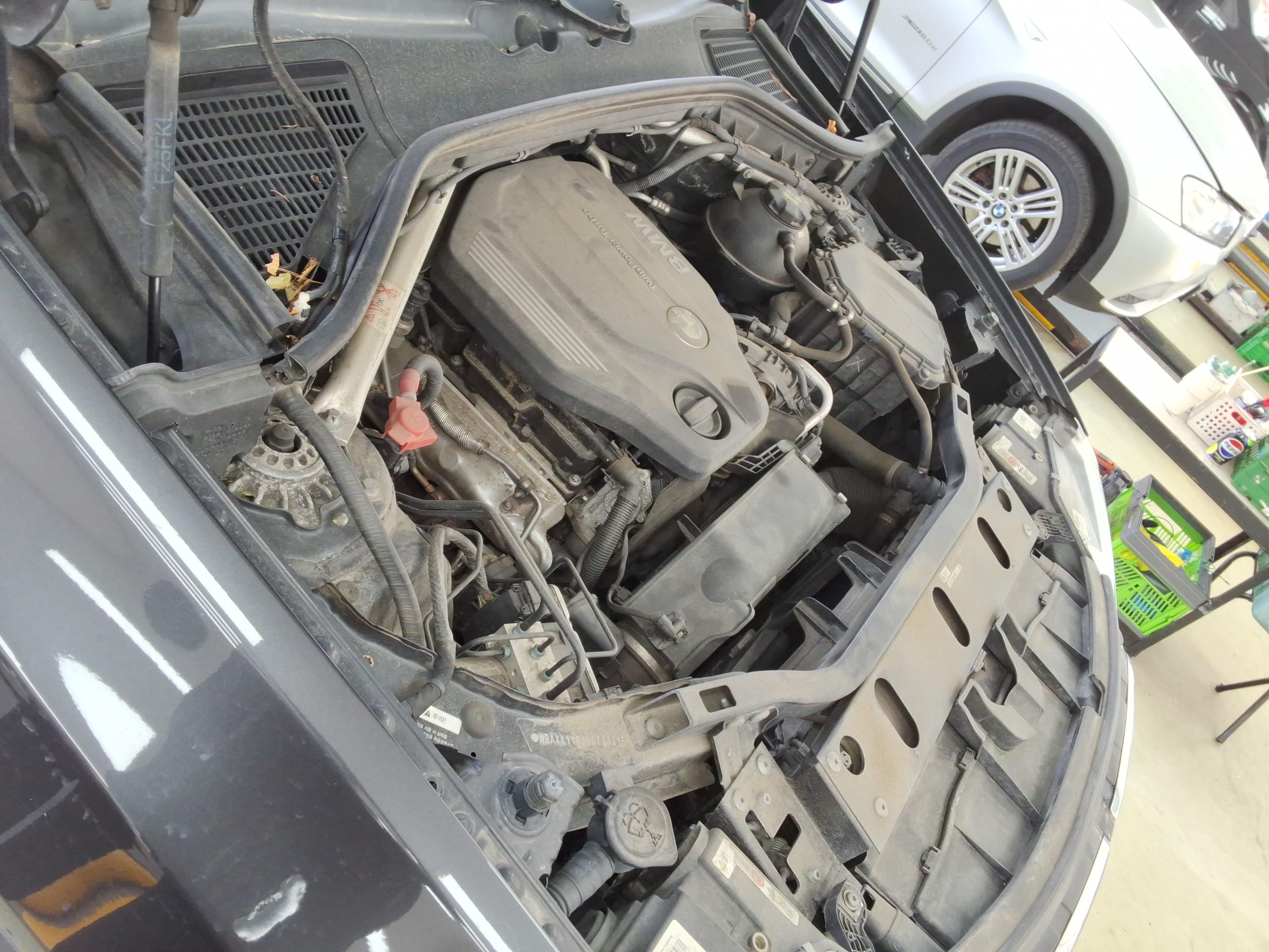 بي إم دبليو X4 2016 - صورة 20