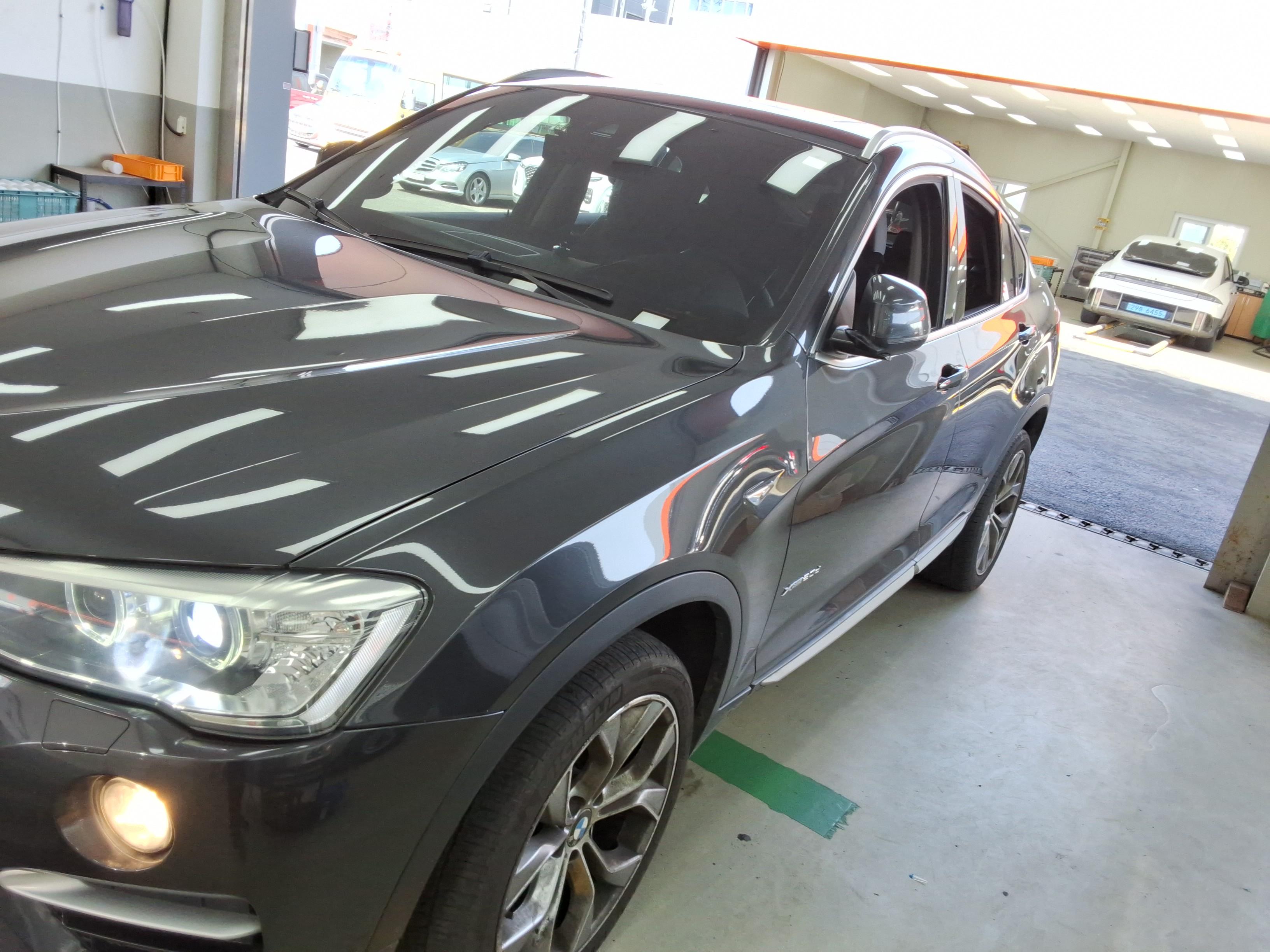 بي إم دبليو X4 2016 - صورة 21