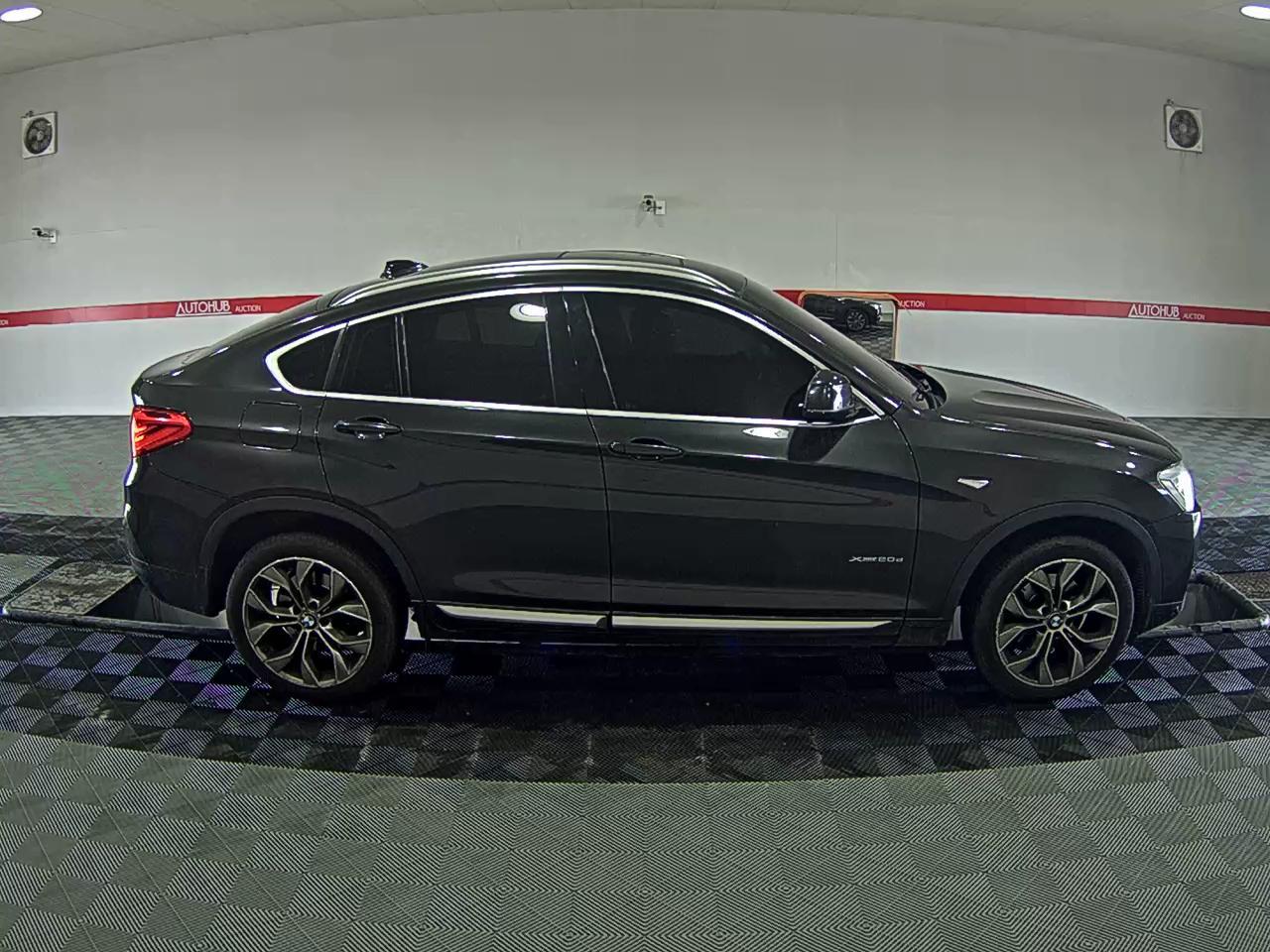 بي إم دبليو X4 2016 - صورة 3