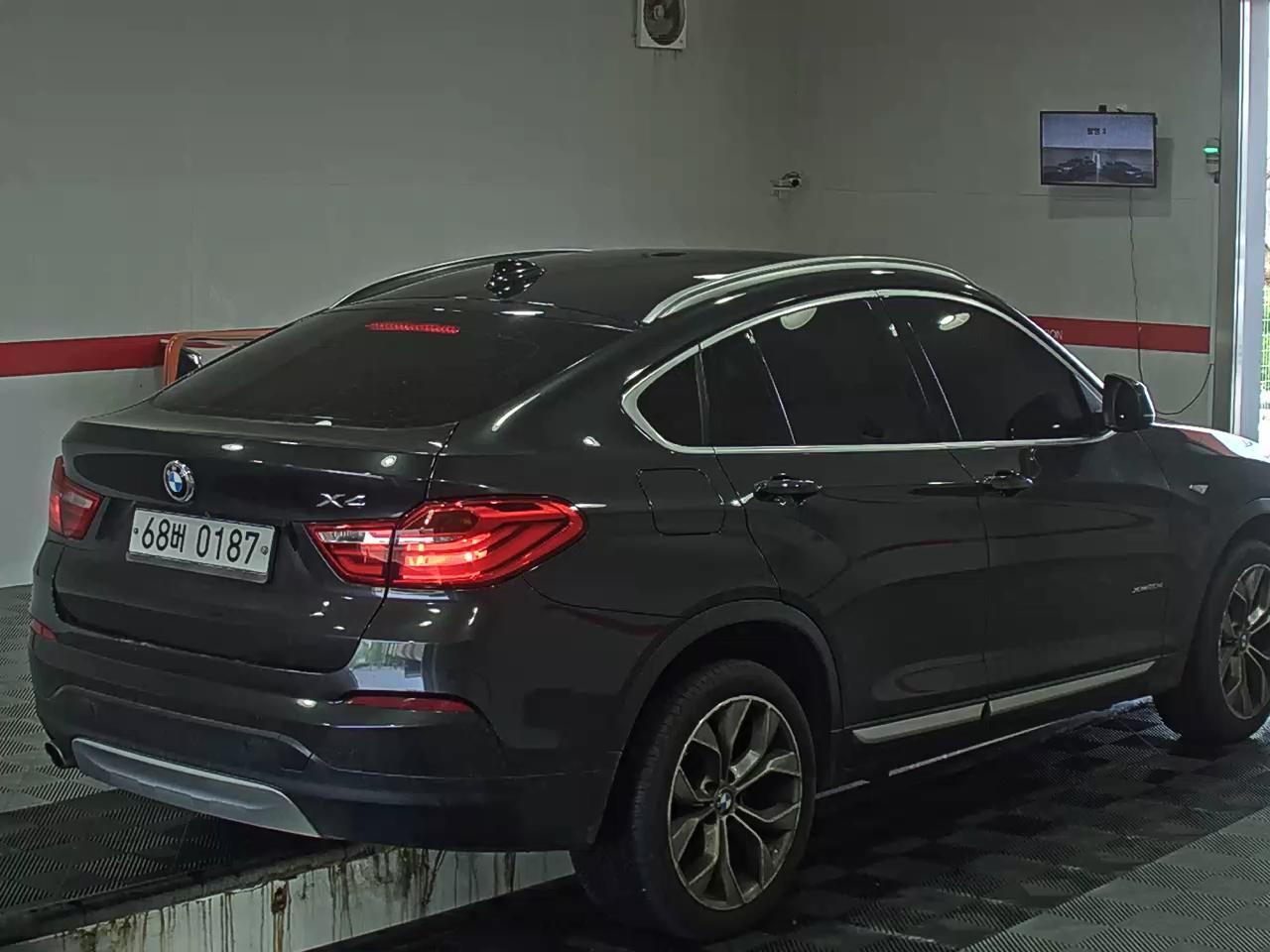 بي إم دبليو X4 2016 - صورة 4