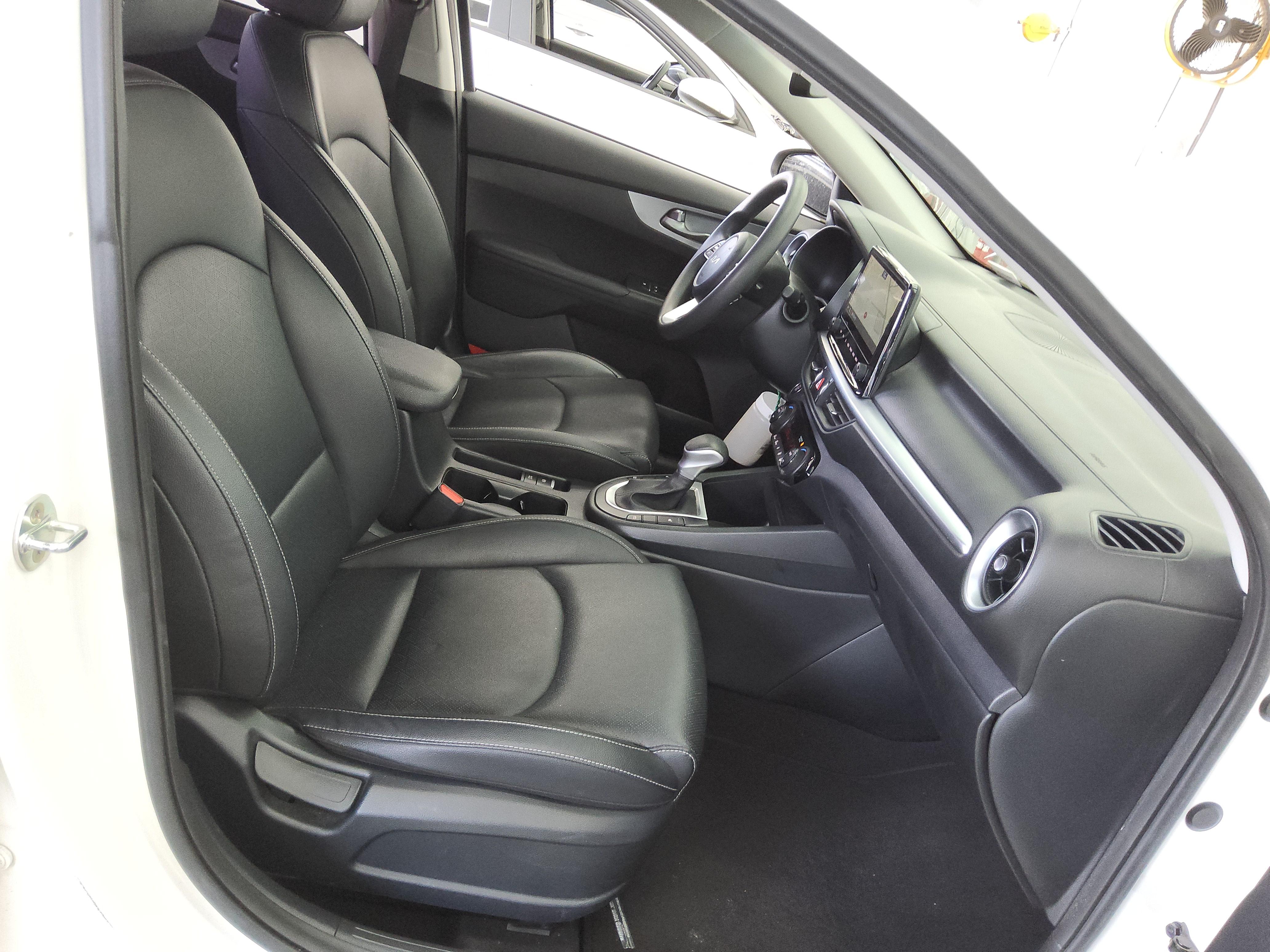 كيا - K3 - Image 14