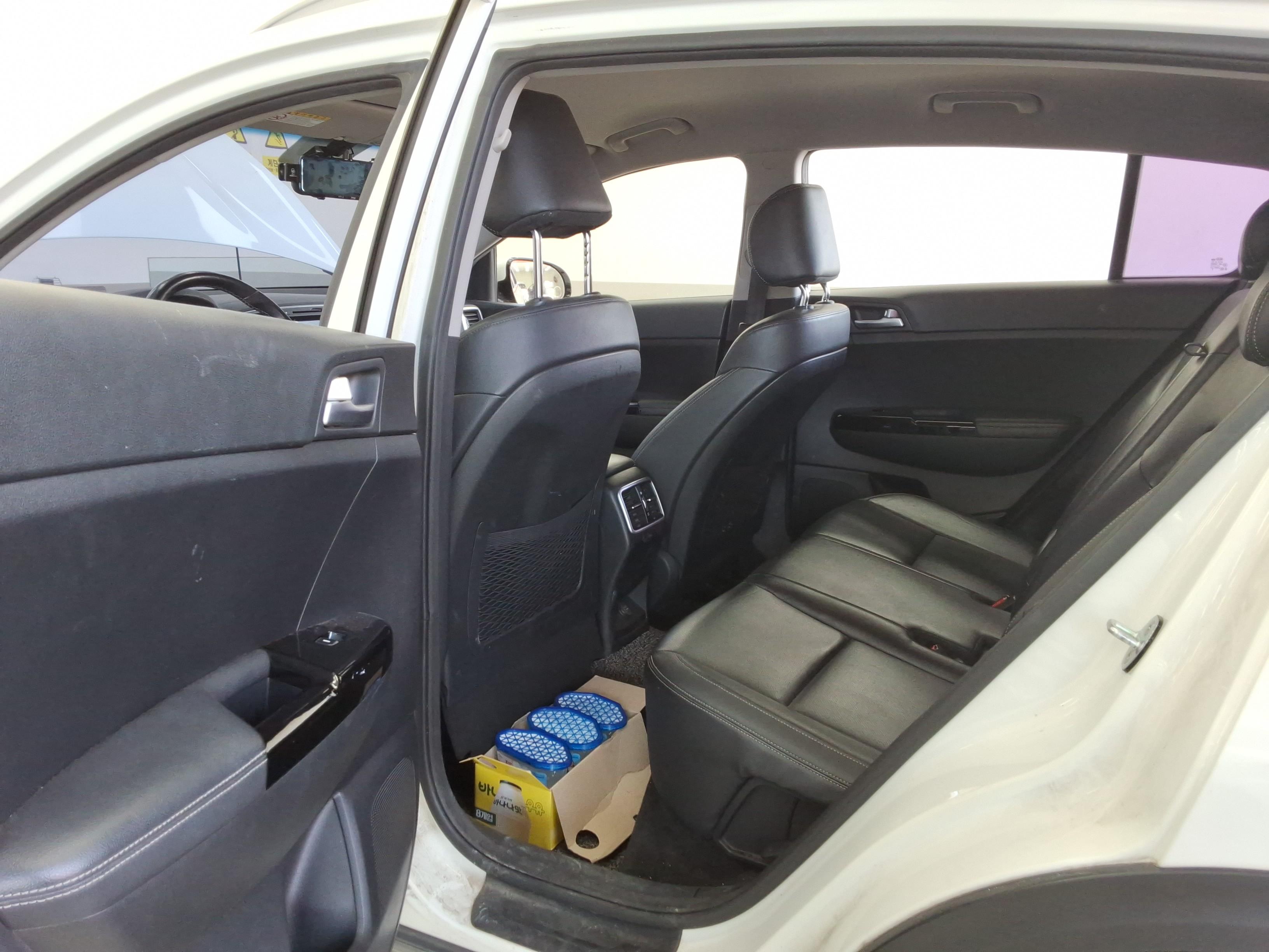 كيا سبورتاج 2016 - صورة 10