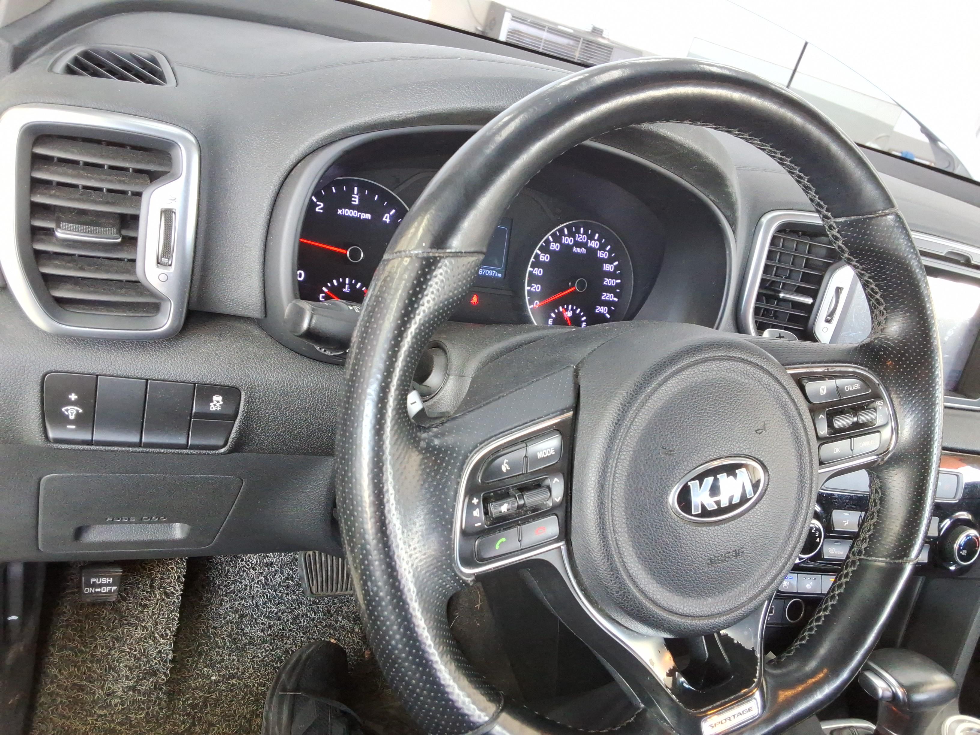 كيا سبورتاج 2016 - صورة 15