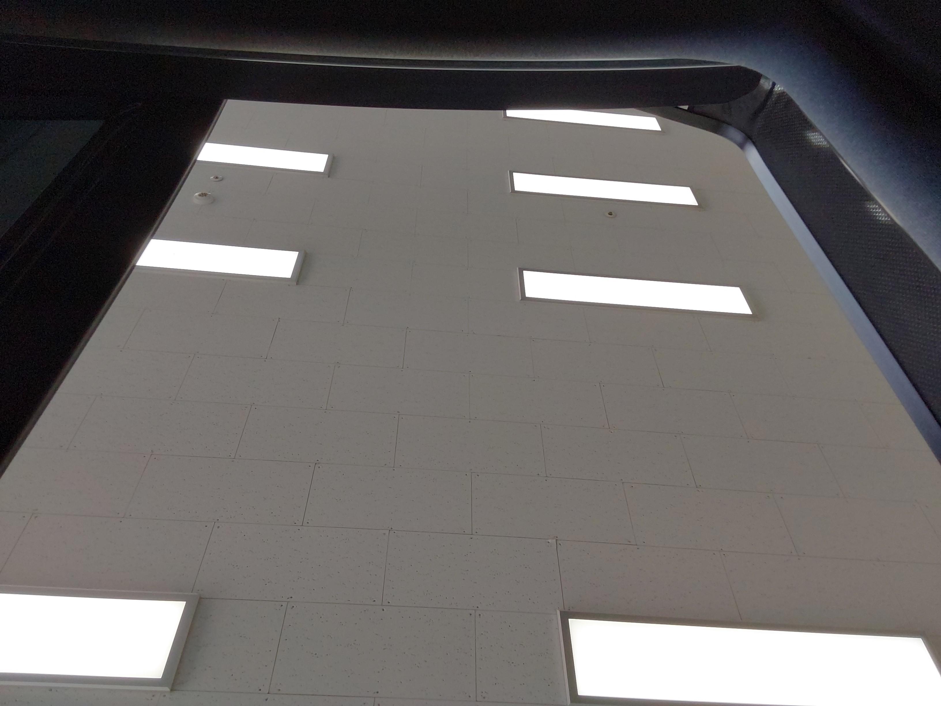 Hyundai Santa Fe 2019 - Image 16