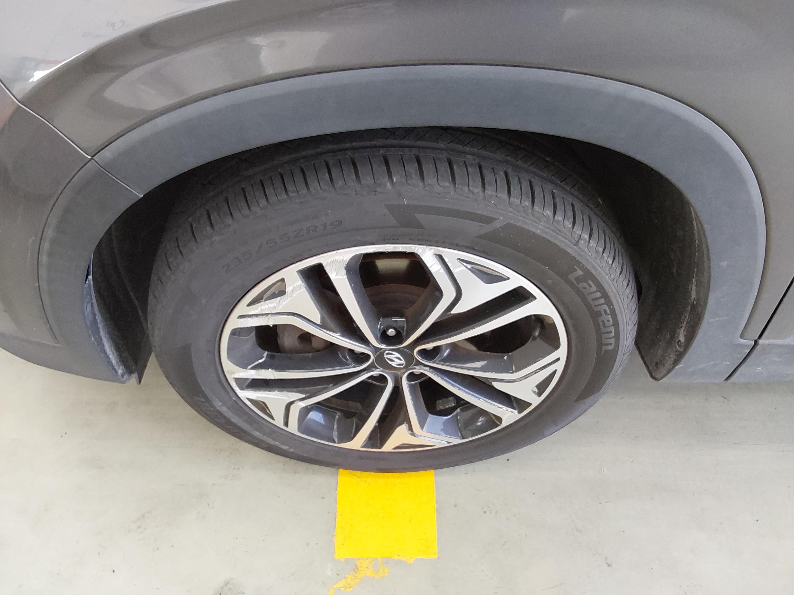 Hyundai Santa Fe 2019 - Image 21