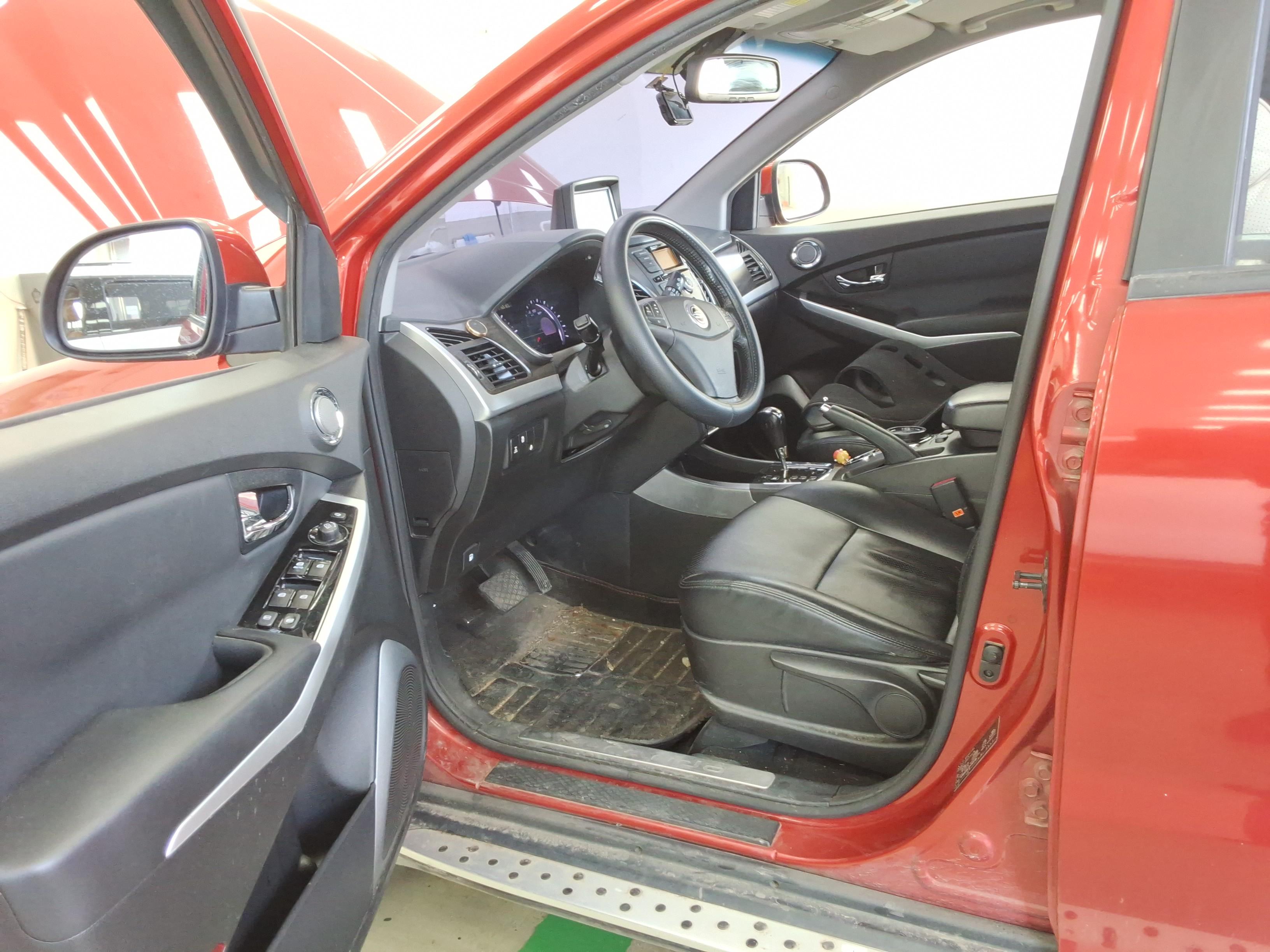 سانج يونج كوراندو C 2014 - صورة 9