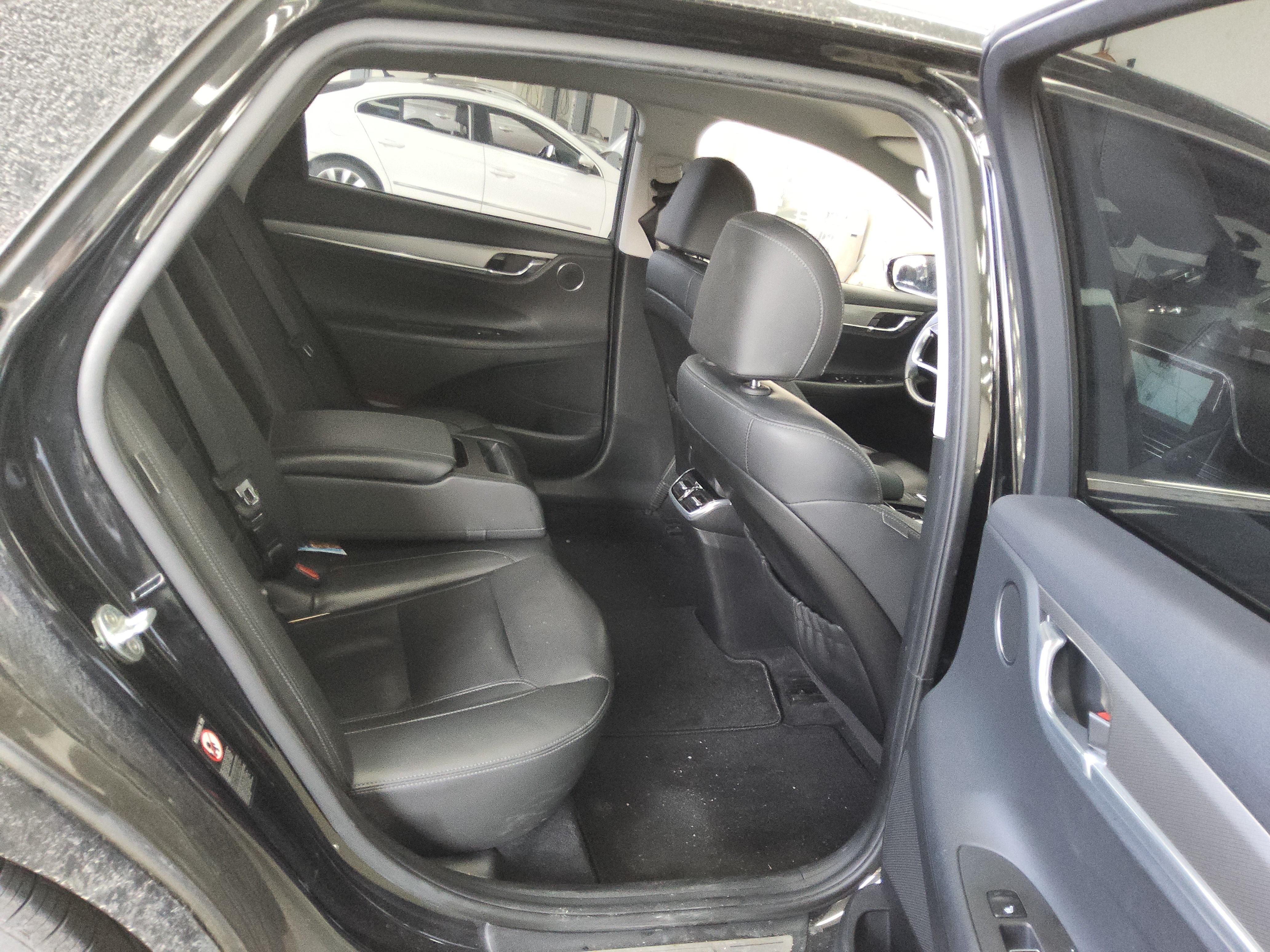 هيونداي جرانجر 2022 - صورة 13