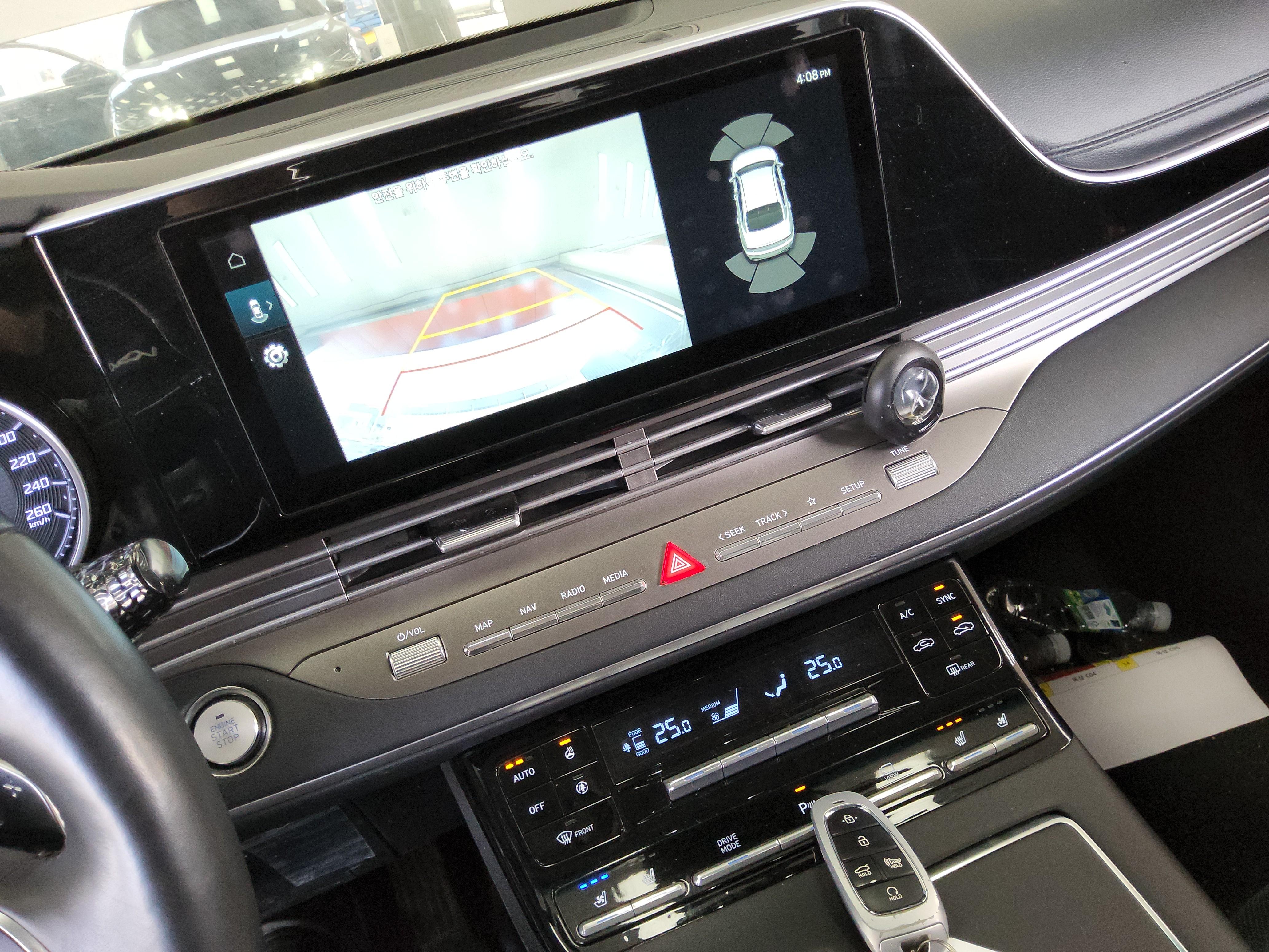 هيونداي جرانجر 2022 - صورة 16