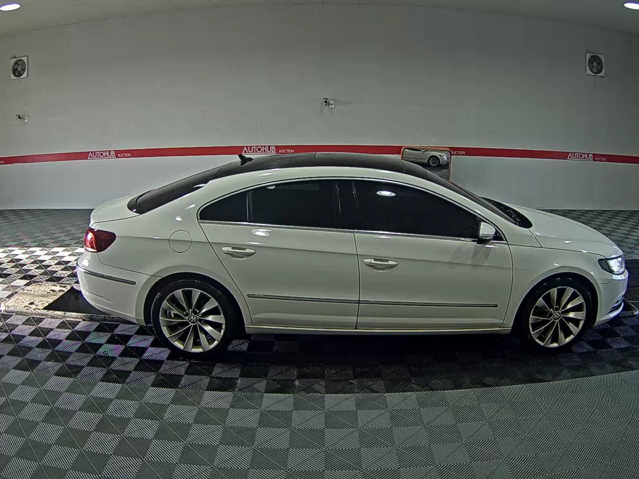 VOLKSWAGEN 씨씨 2013 - 이미지 3