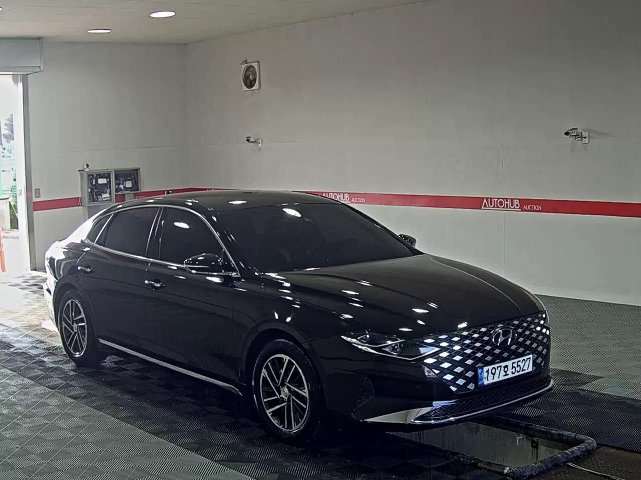 هيونداي جرانجر 2022 - صورة 2