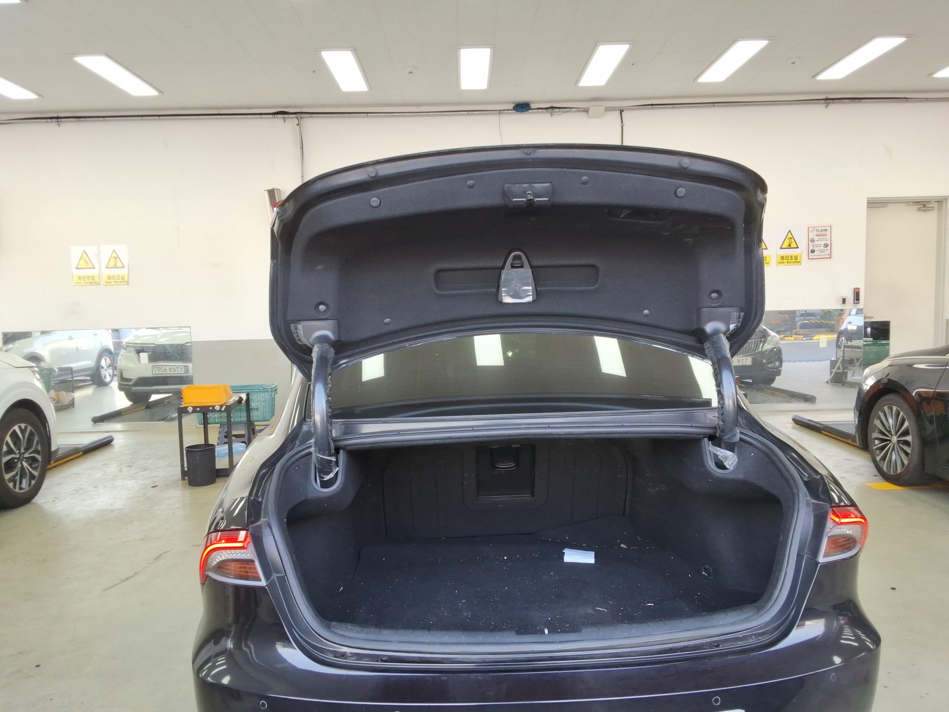 Hyundai Grandeur 2022 - Image 15