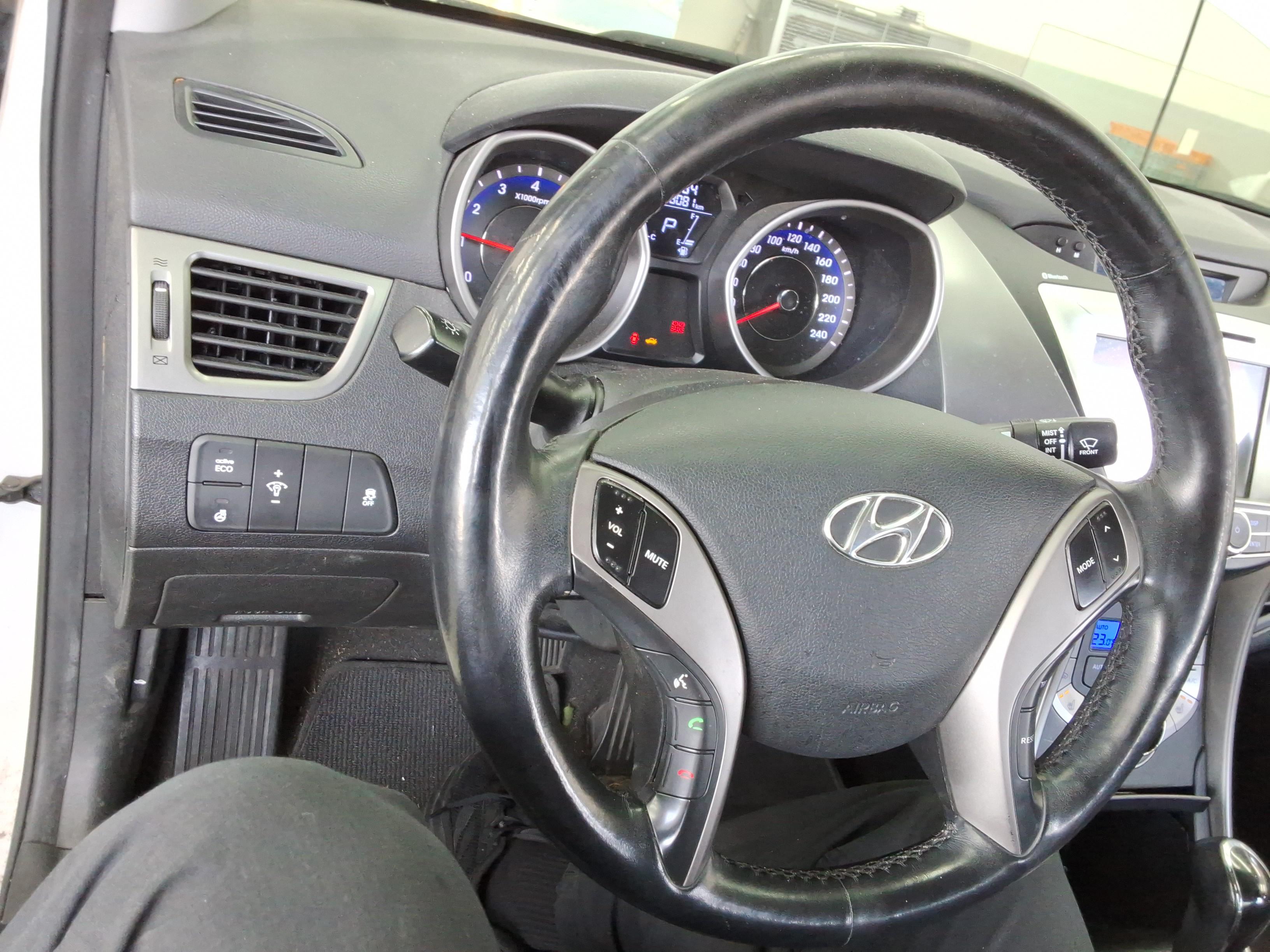 현대자동차 아반떼 2013 - 이미지 15