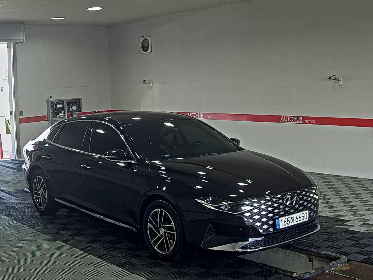 Hyundai Grandeur 2022 - Image 2