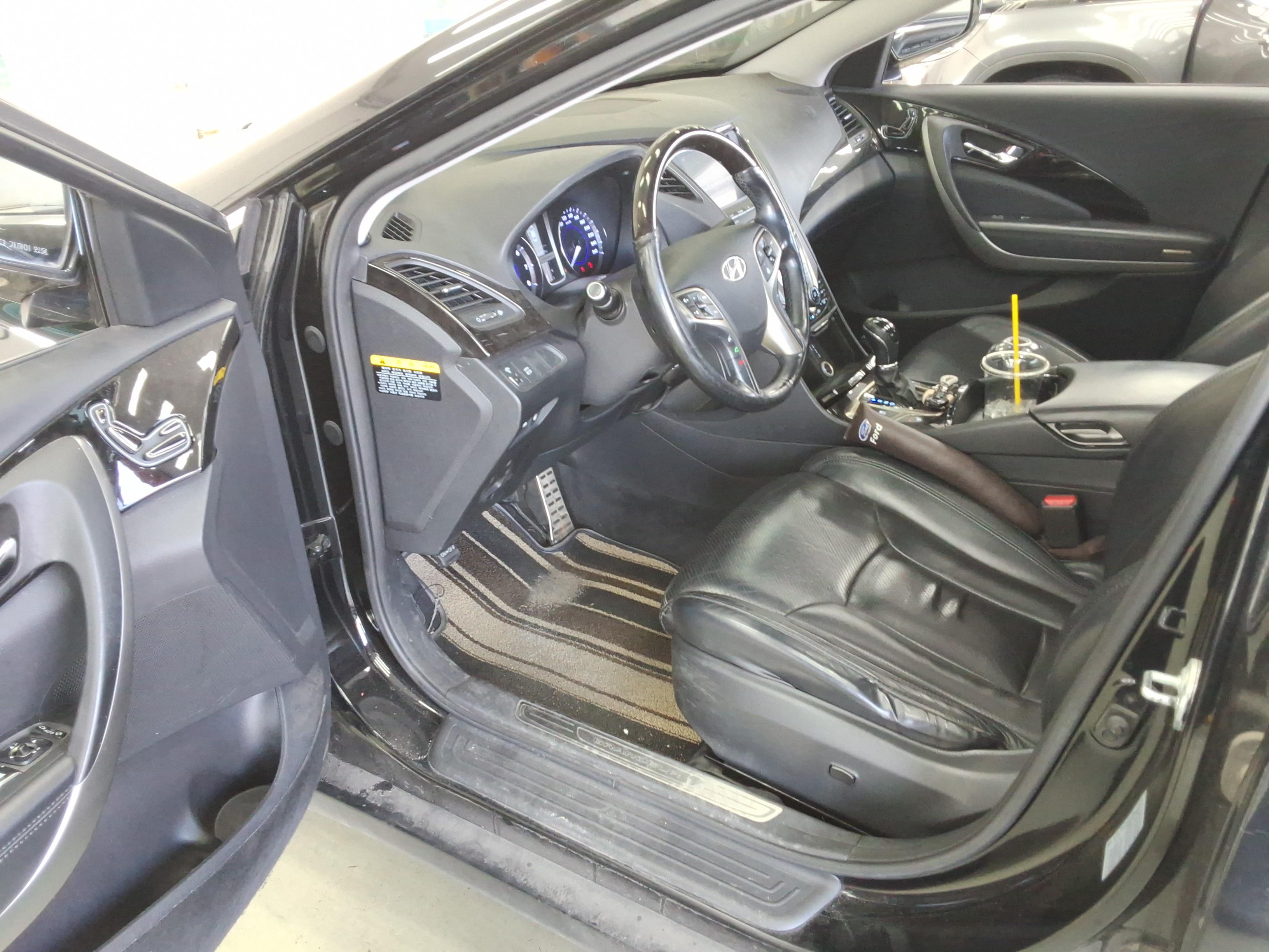 هيونداي جرانجر 2012 - صورة 10