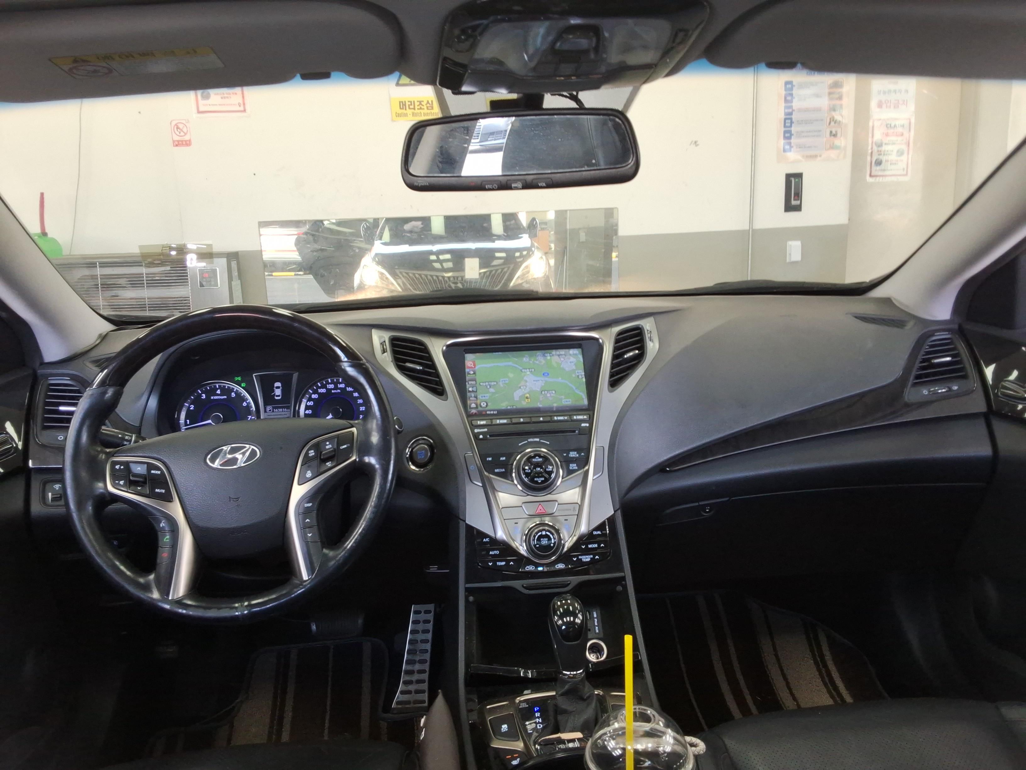 هيونداي جرانجر 2012 - صورة 11