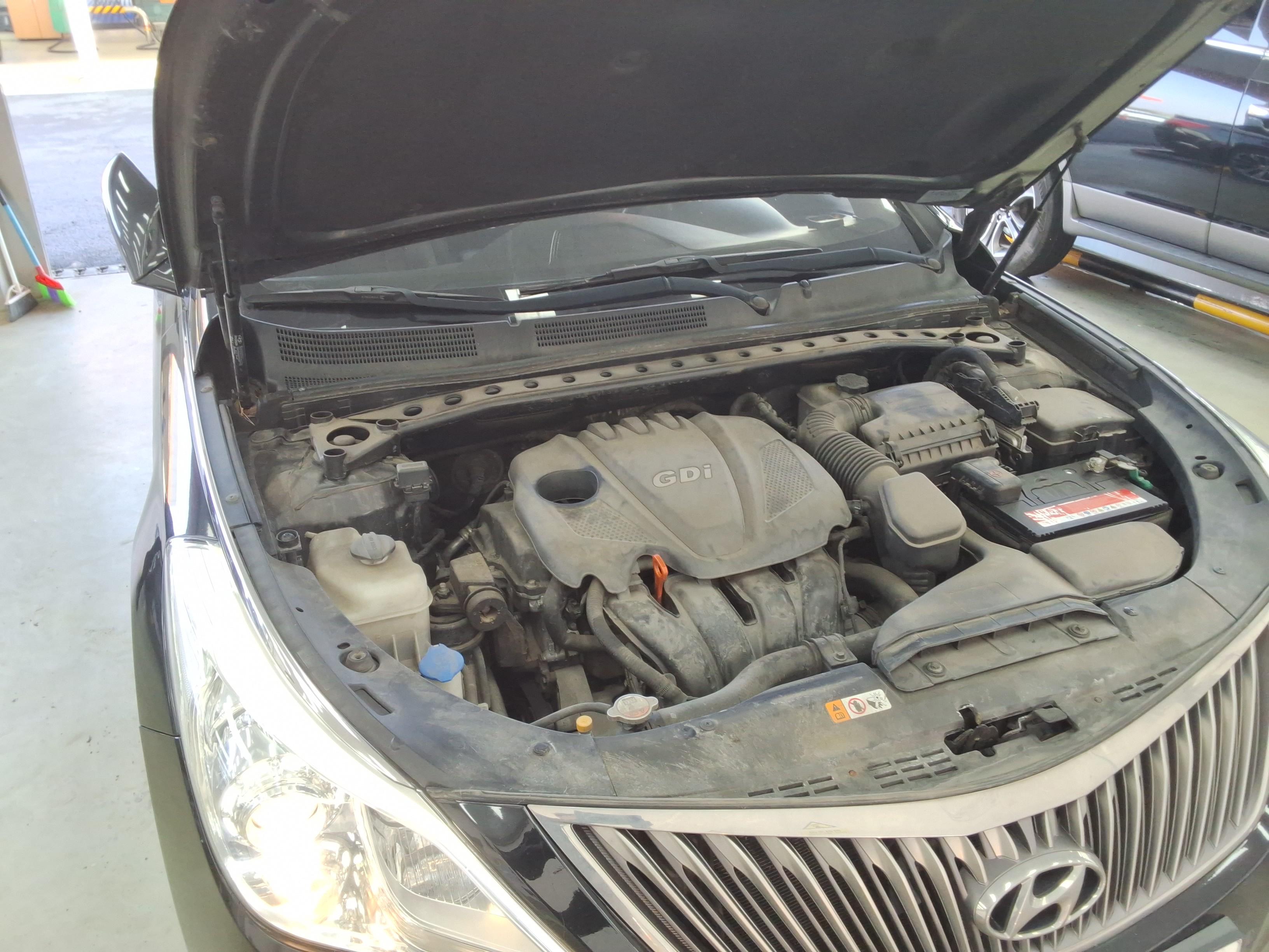 هيونداي جرانجر 2012 - صورة 16