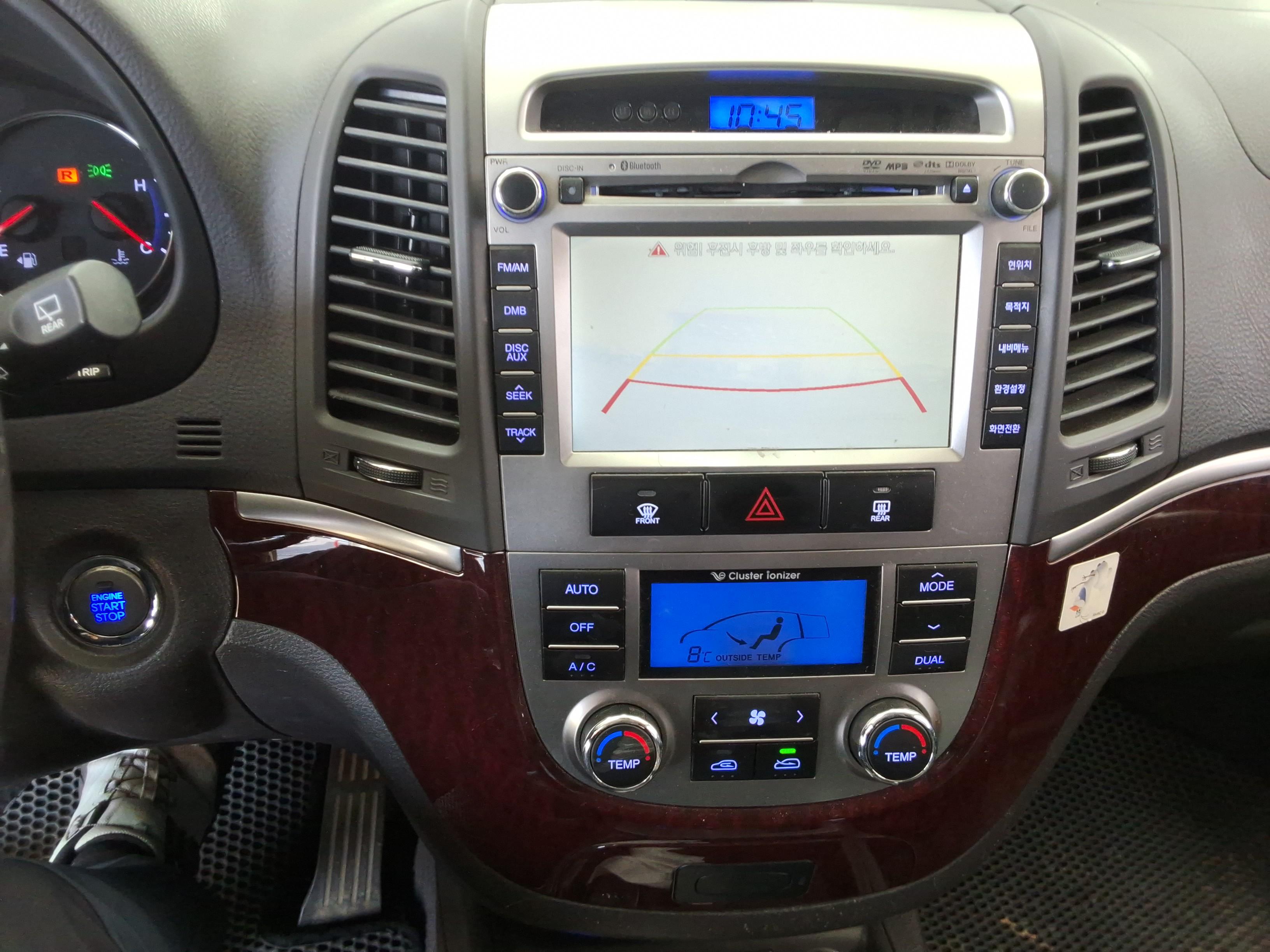 Hyundai Santa Fe 2010 - Image 16