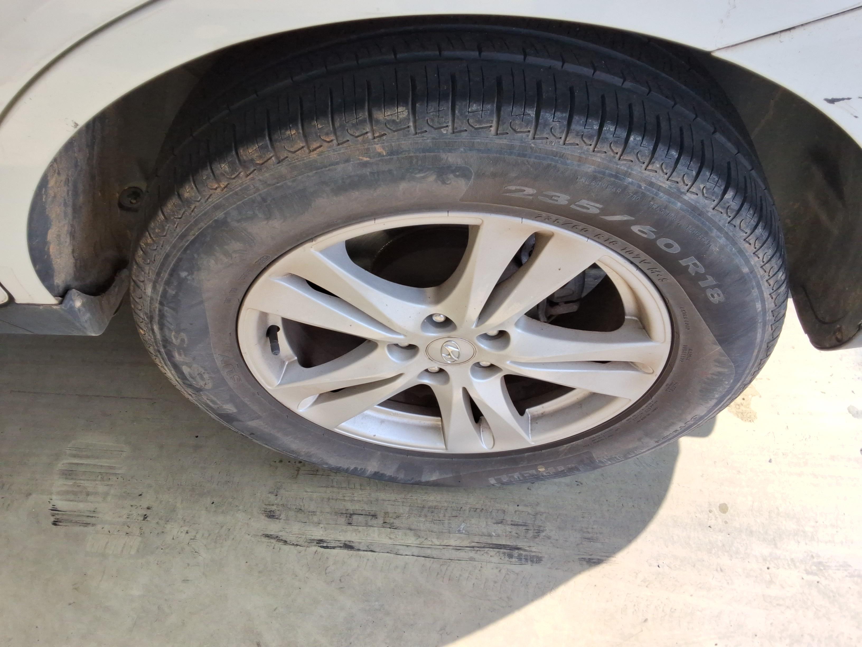 Hyundai Santa Fe 2010 - Image 21