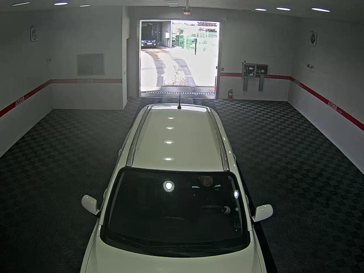 Hyundai Santa Fe 2010 - Image 6